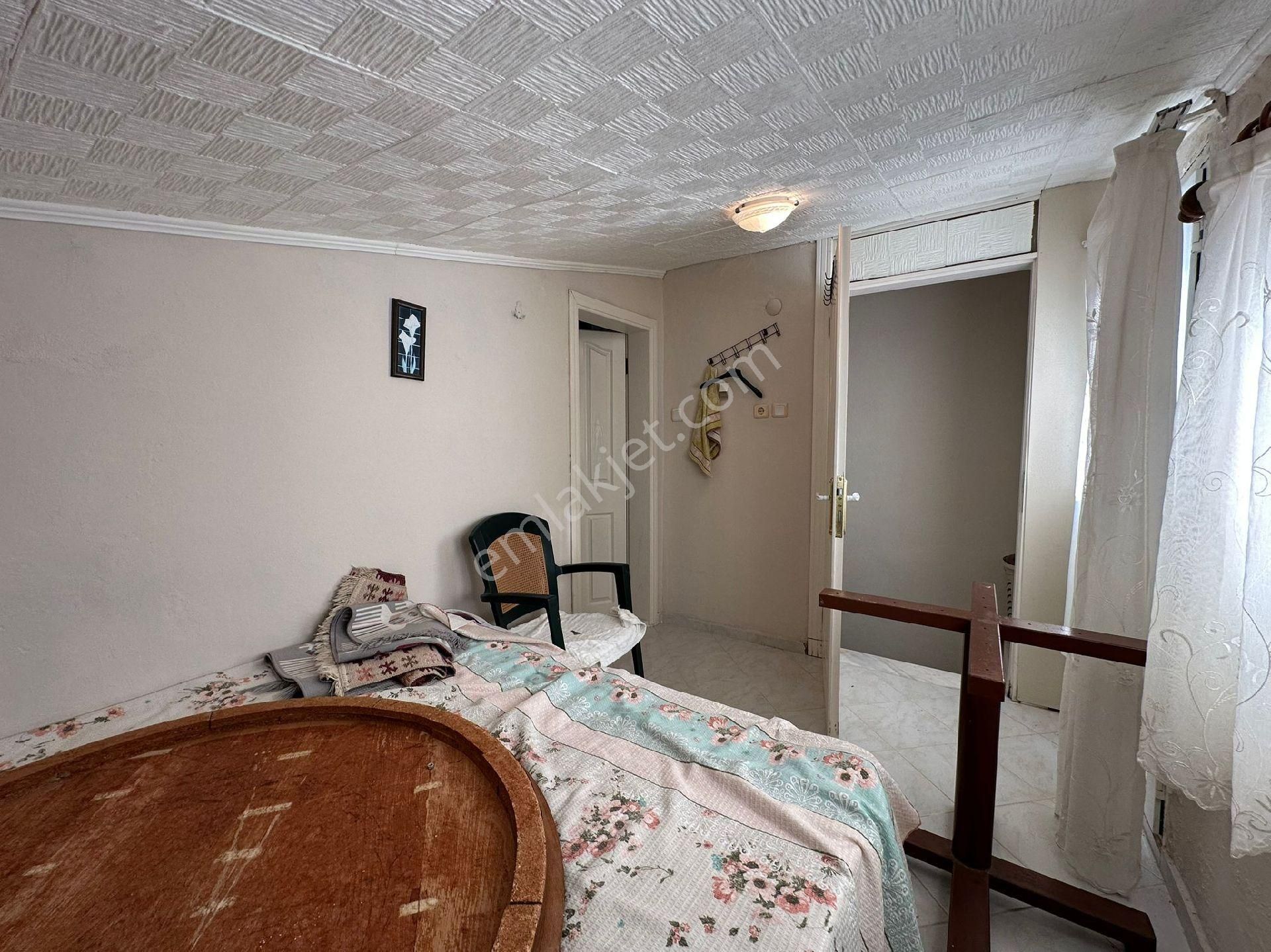 Kuşadası Davutlar Sahil Masrafsız 3+1 Satılık Tribleks Yazlik - Görsel 17