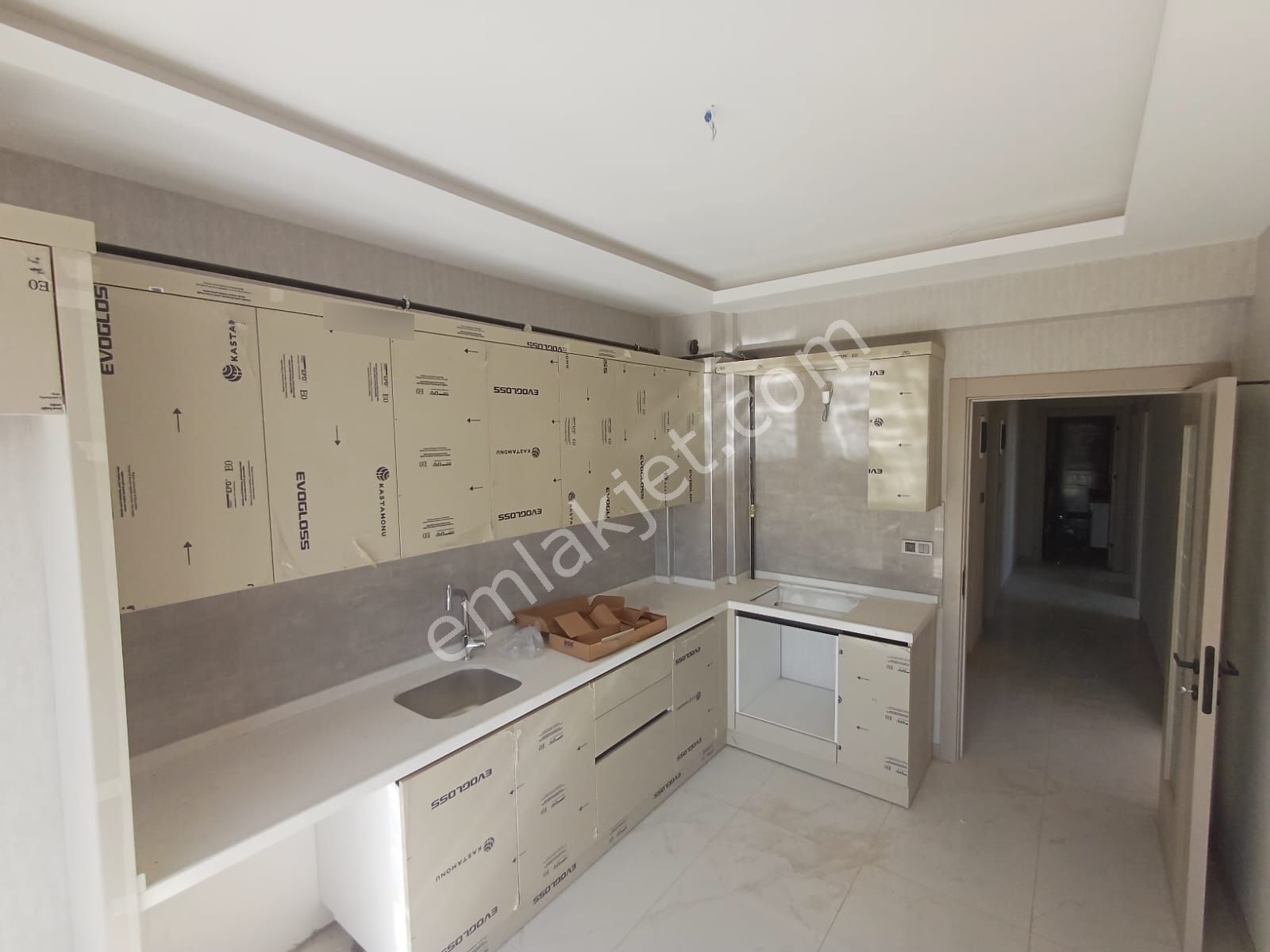 Emrah Çiftci'den Selçuklu Yazır Mah.kanyon Park Civarı Satılık 2+1 Sıfır Lüks Daireler - Görsel 3