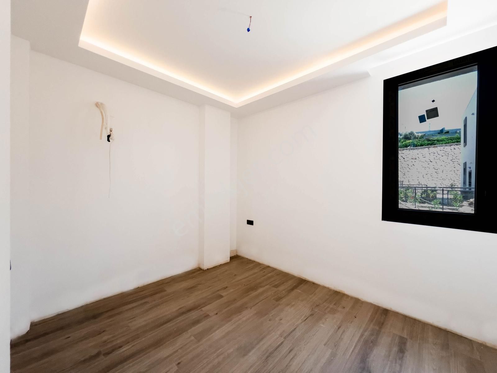 Konacık Ortak Havuzlu Sitede Satılık 3+1 Bahçe Katı Daire - Görsel 3