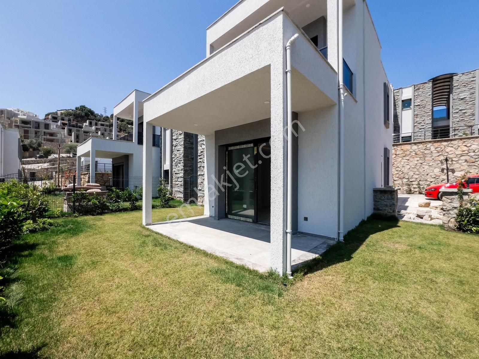 Konacık Ortak Havuzlu Sitede Satılık 3+1 Bahçe Katı Daire - Görsel 18