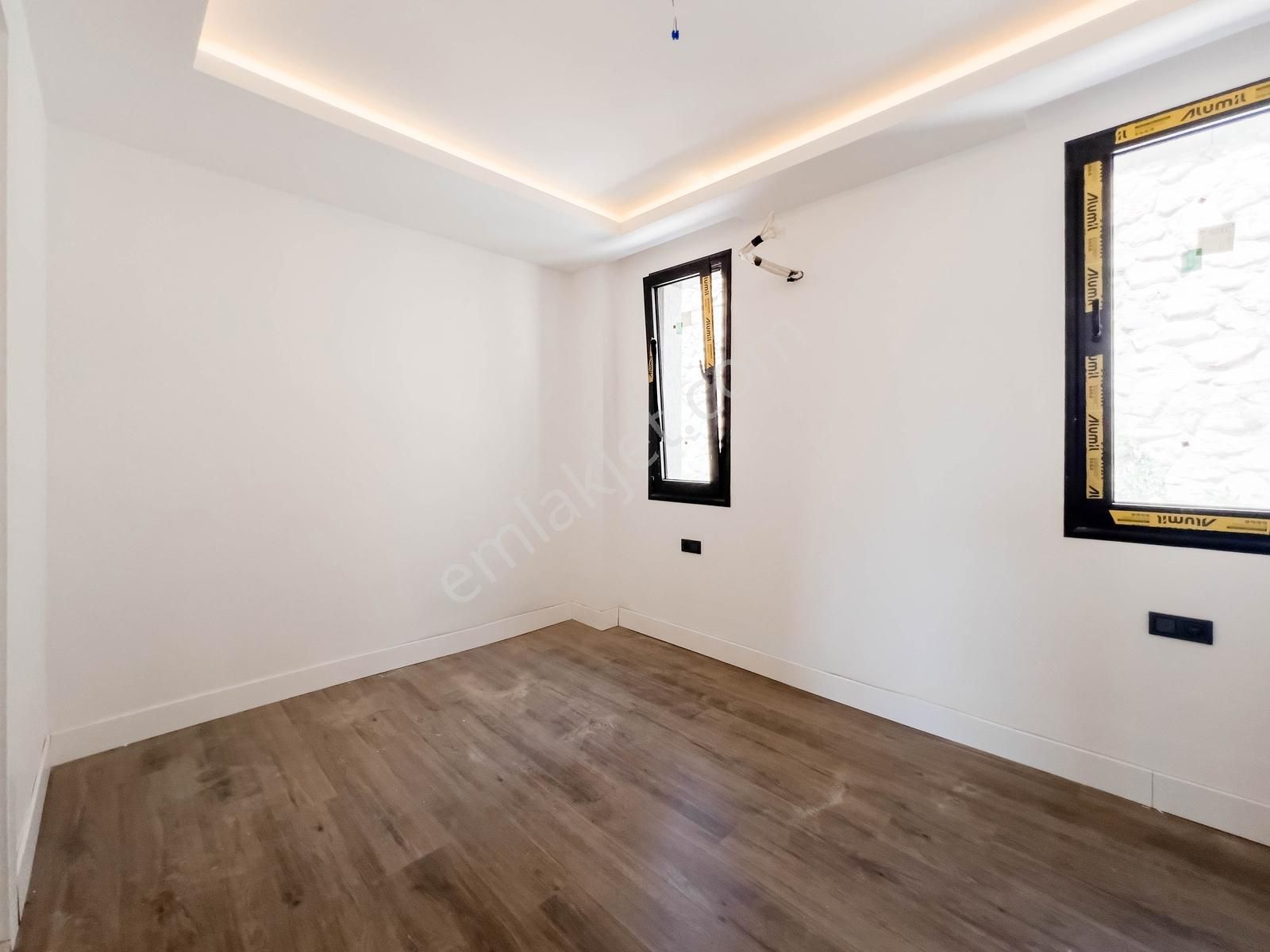 Konacık Ortak Havuzlu Sitede Satılık 3+1 Bahçe Katı Daire - Görsel 14