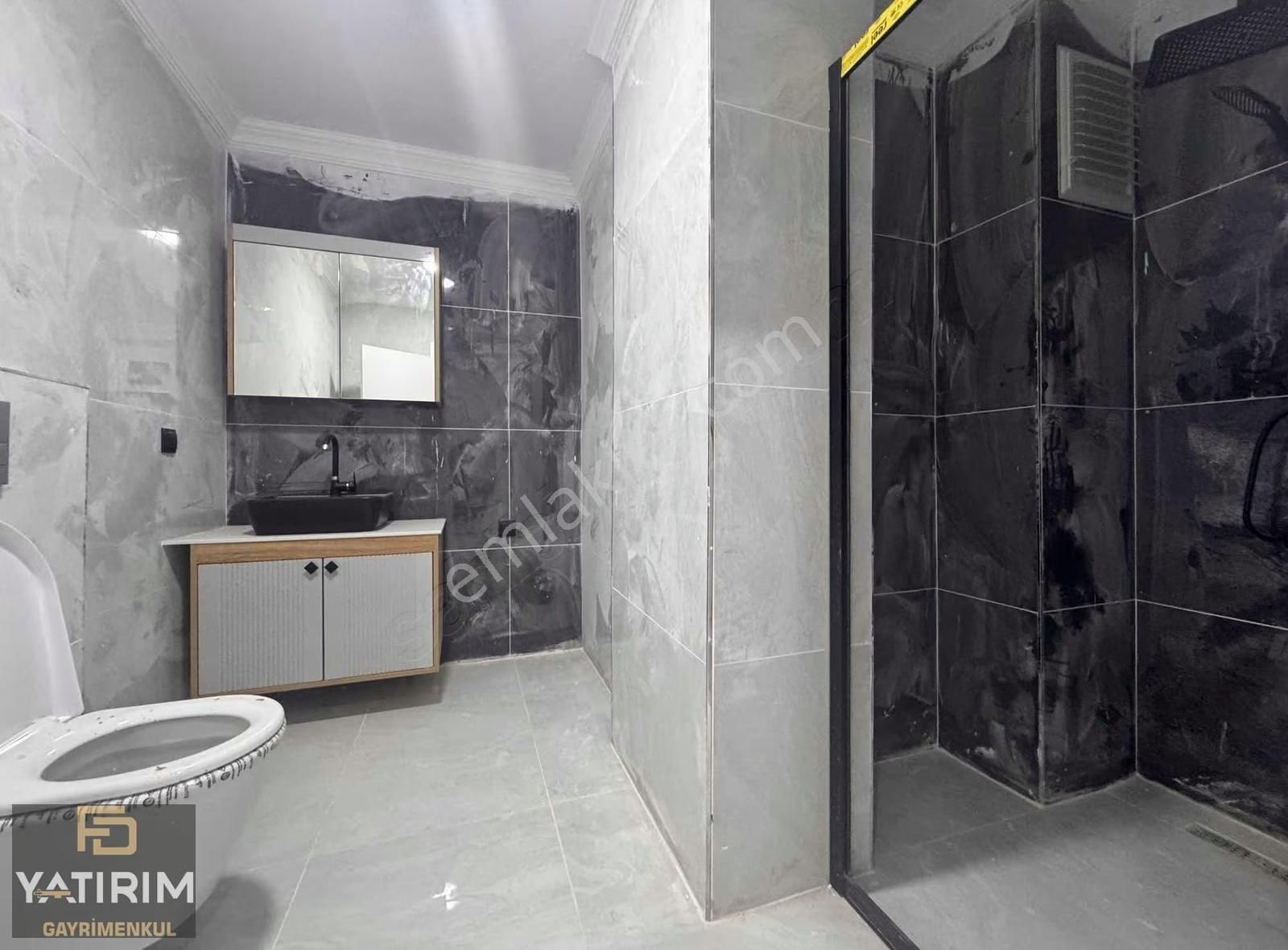 Bayramoğlu Merkez'de 4+1 200 M2 Lüx Özel Asansörlü Dubleks - Görsel 10