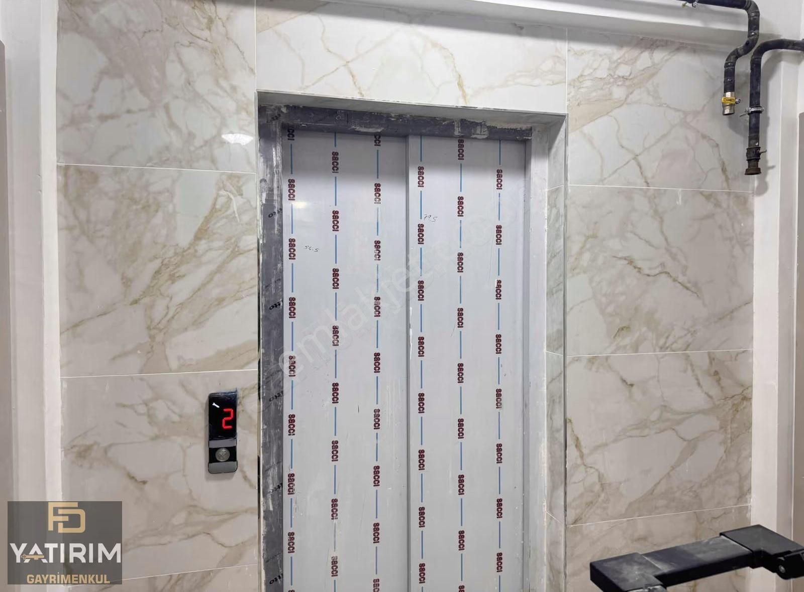 Bayramoğlu Merkez'de 4+1 200 M2 Lüx Özel Asansörlü Dubleks - Görsel 25