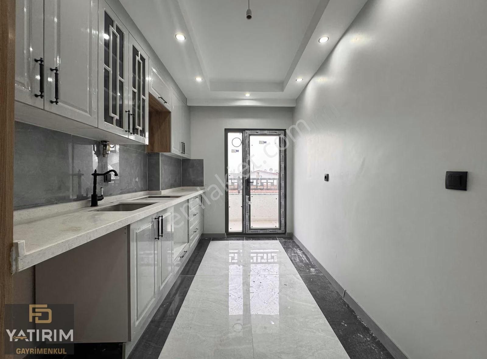 İstasyon Cad Yakını Lüx Özel Yapım 2+1 95 M2 Asansörlü Ara Kat - Görsel 14