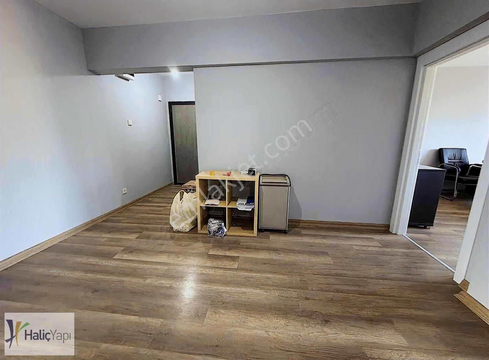 Bilaş İş Merkezi 7 Kat İçi Yapılı Şık Ofis - Görsel 9