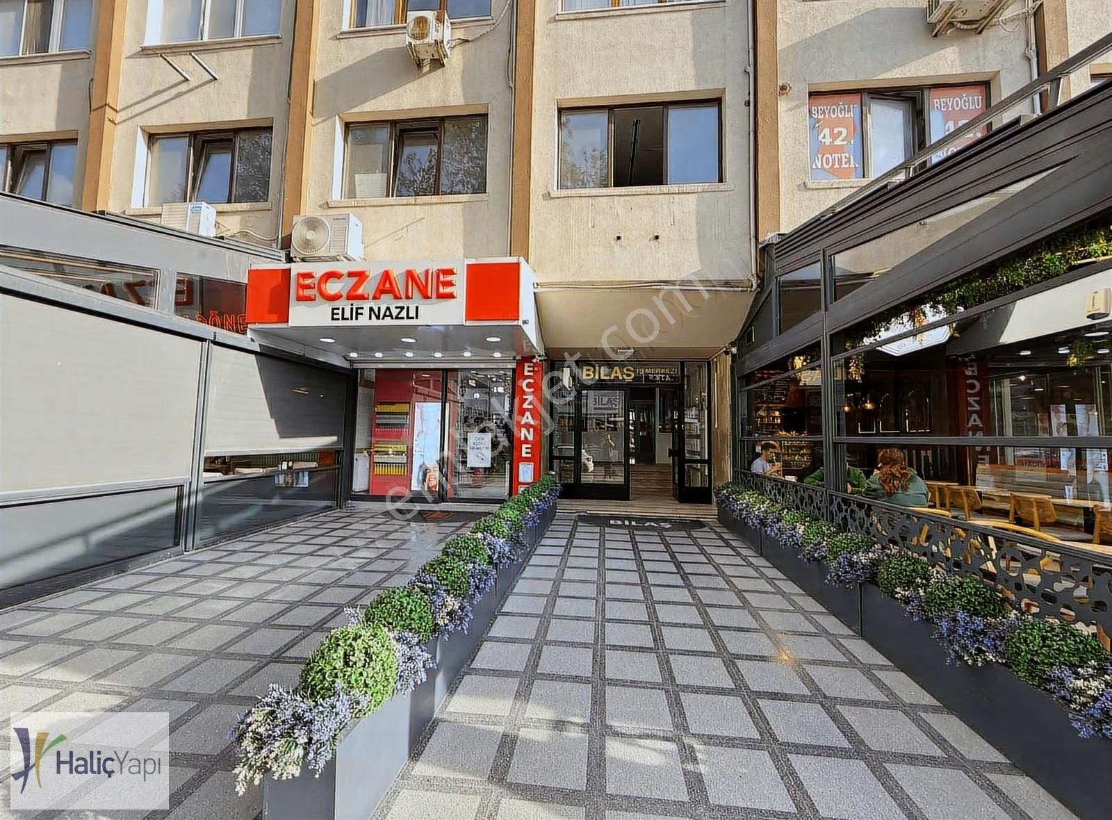 Bilaş İş Merkezi 7 Kat İçi Yapılı Şık Ofis - Görsel 27