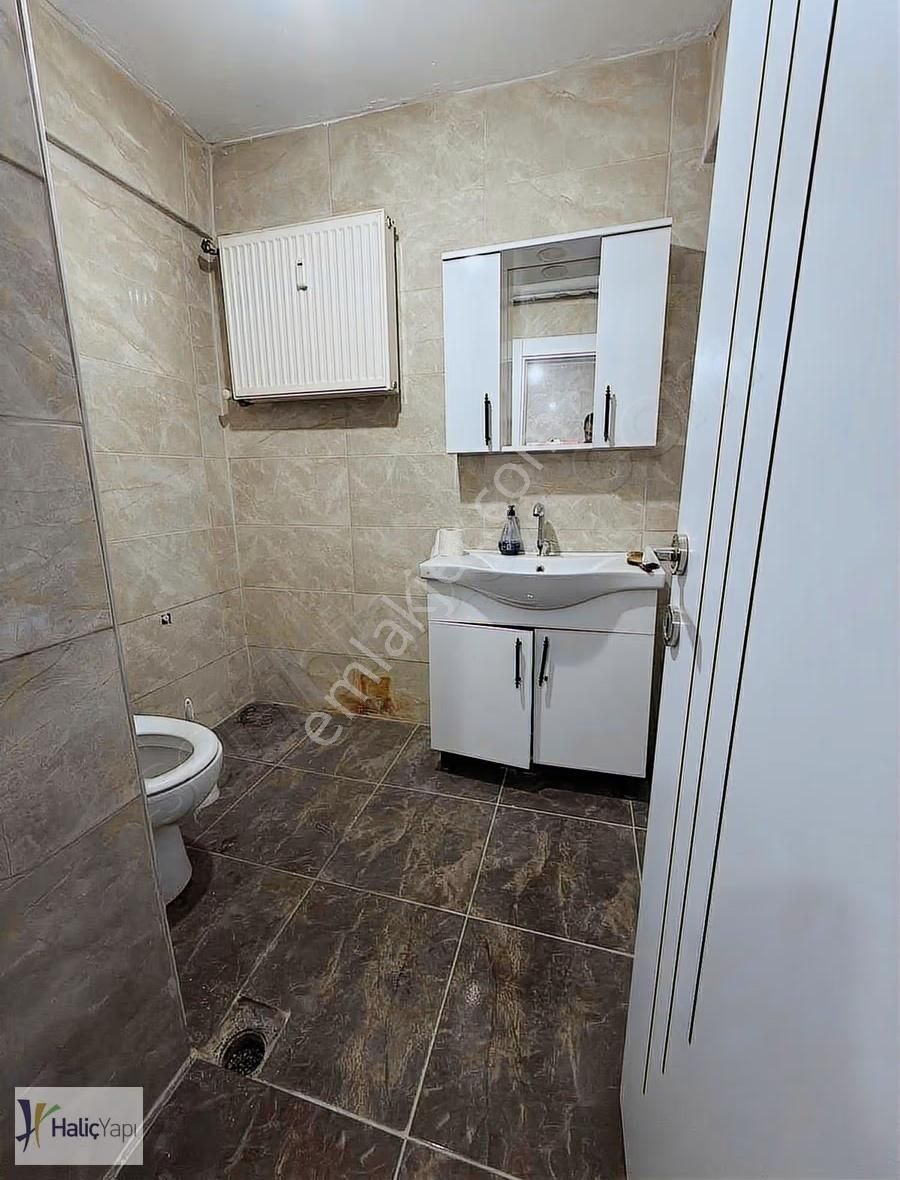 Bilaş İş Merkezi 7 Kat İçi Yapılı Şık Ofis - Görsel 11