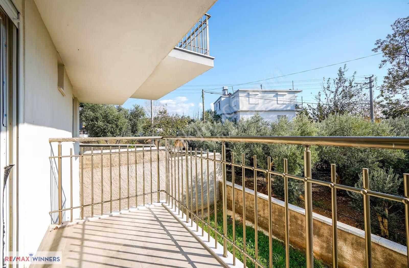Kızılot Ta Denize Yürüme Mesafesinde Satılık 1+1 Daire - Görsel 13