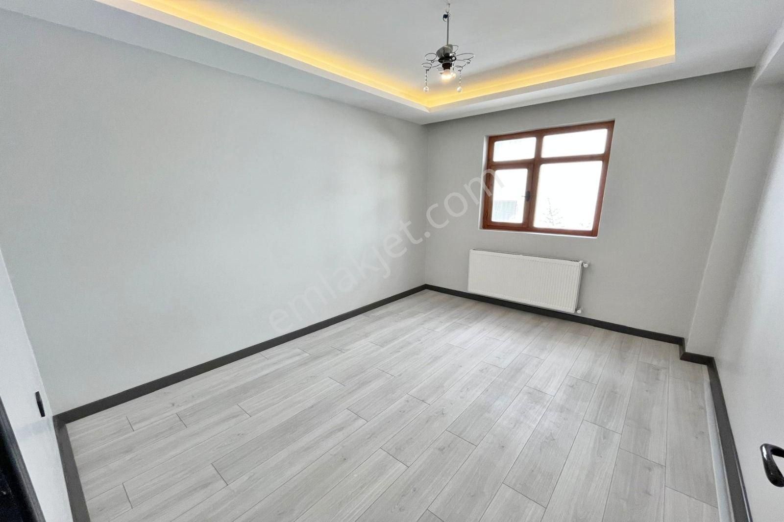 Bağlarbaşı Mahallesi'nde Cadde Üzeri Asansörlü 3+1 Daire! - Görsel 15