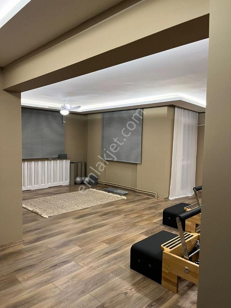 Yeni Girne Cadde Üzeri Kiralık Ev / Ofis - Görsel 16