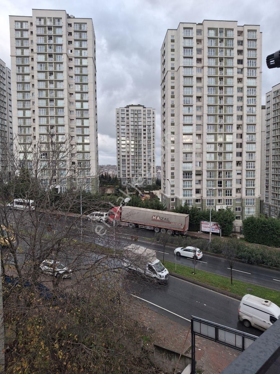 !!yaşam'dan!! Butik Sitede Sıfır Metro Yakını 2+1 90 M² Satılık