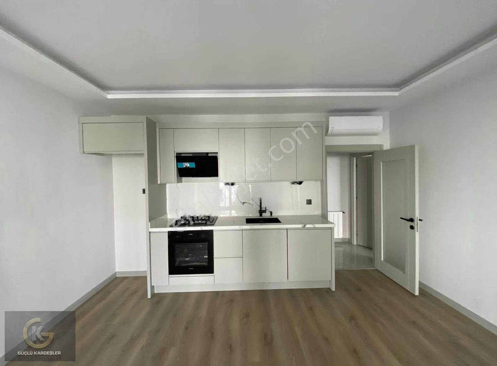 Güçlü Kardeşler Denize 10 Adım Asansörlü 2+1 Orta Kat Daire - Görsel 5