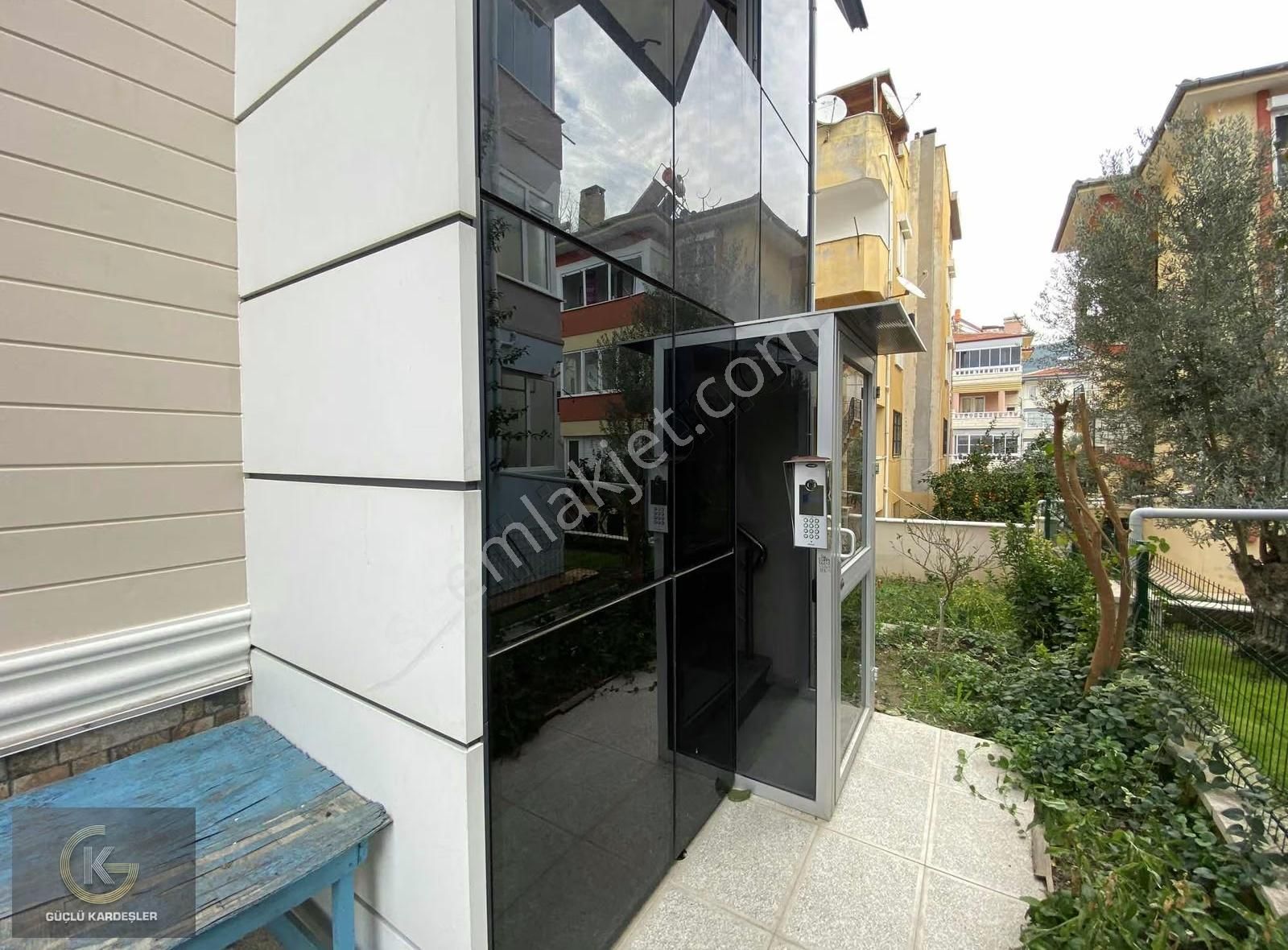 Güçlü Kardeşler Katta Tek Ebeveyn Banyolu 2+1 Orta Kat Daire - Görsel 25