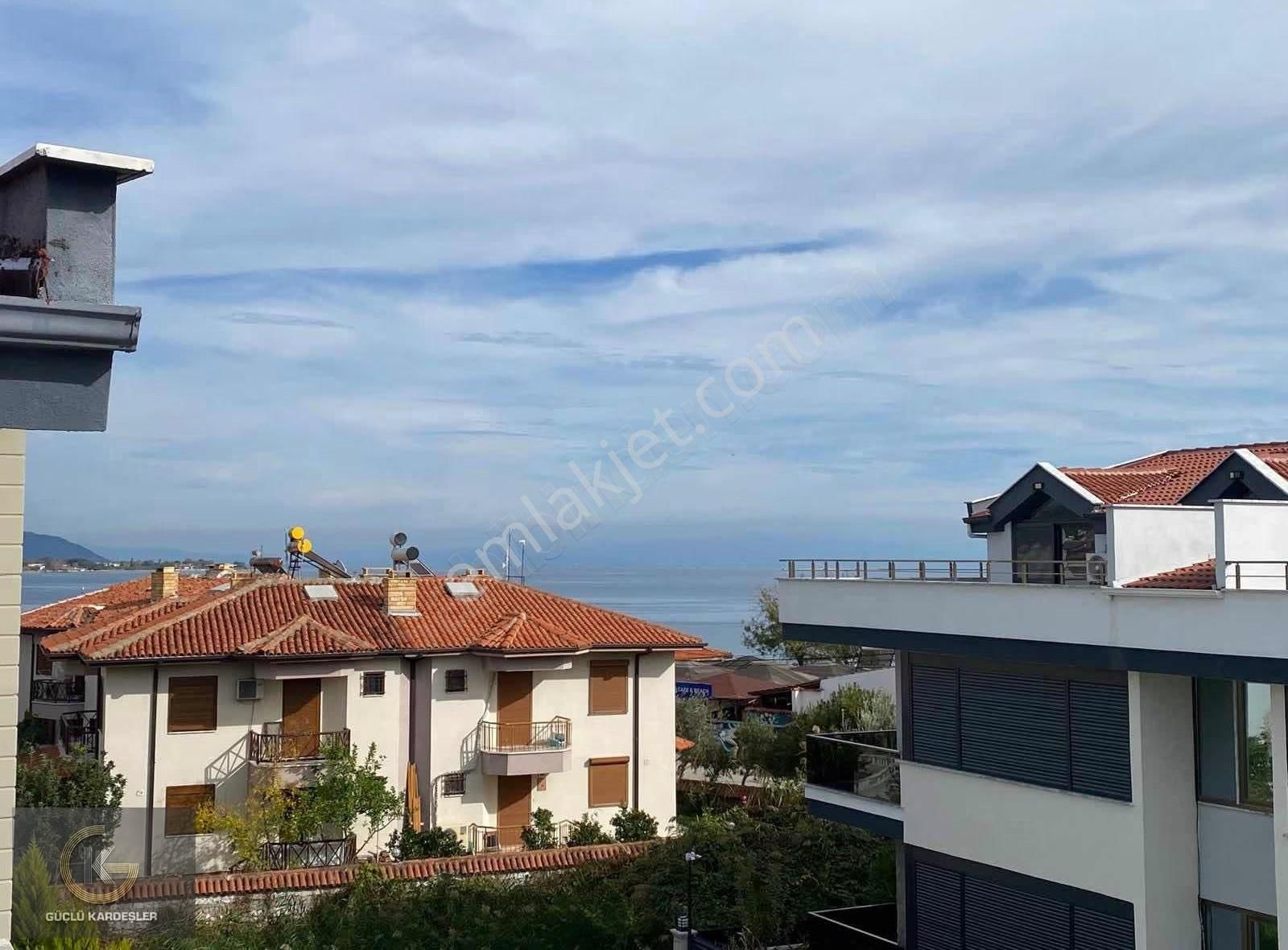 Güçlü Kardeşler Altınoluk Denize 100metre 5+1 Bahçeli Lüks Villa - Görsel 28