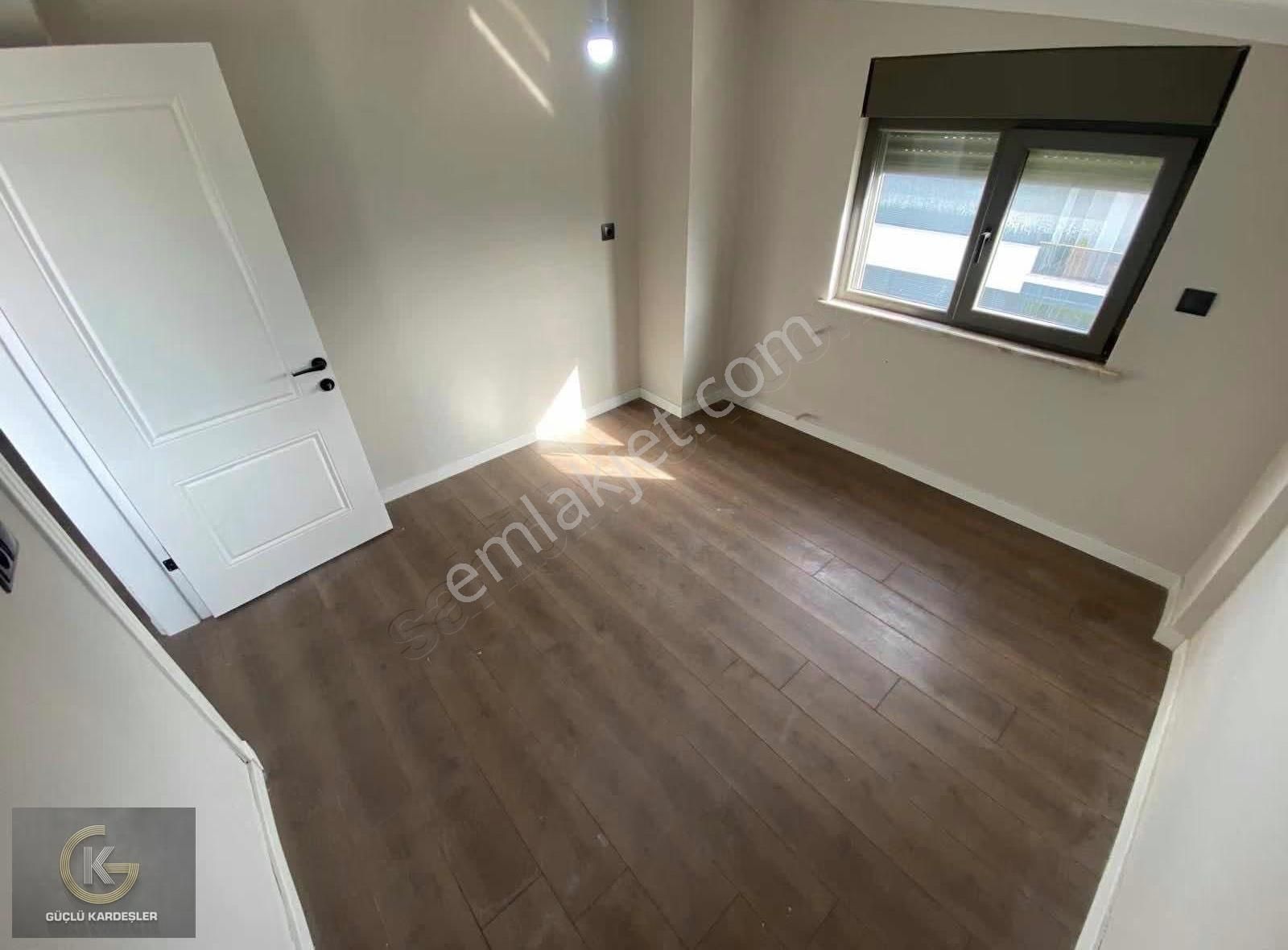 Güçlü Kardeşler Altınoluk Denize 100metre 5+1 Bahçeli Lüks Villa - Görsel 19