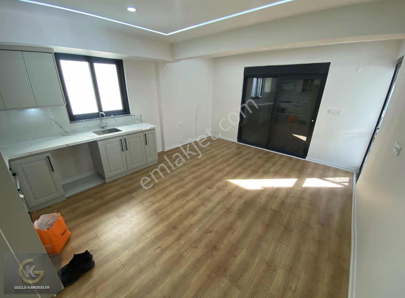 Güçlü Kardeşler Otuzevler Mevkinde 3+1 Bahçeli Daire - Görsel 24