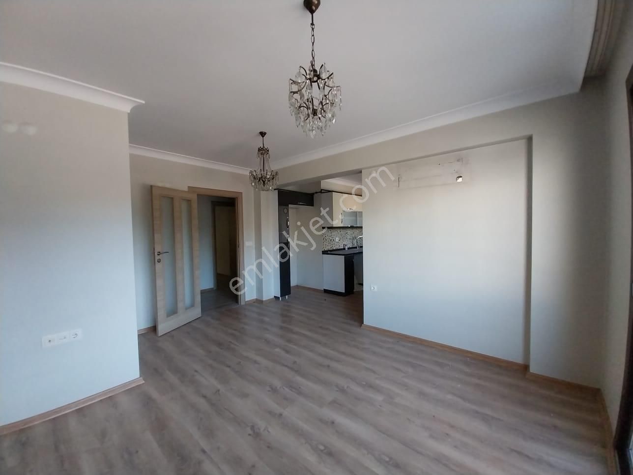 Atakent'te Okyanus Koleji Yanı Satılık 2+1 Daire - Görsel 9