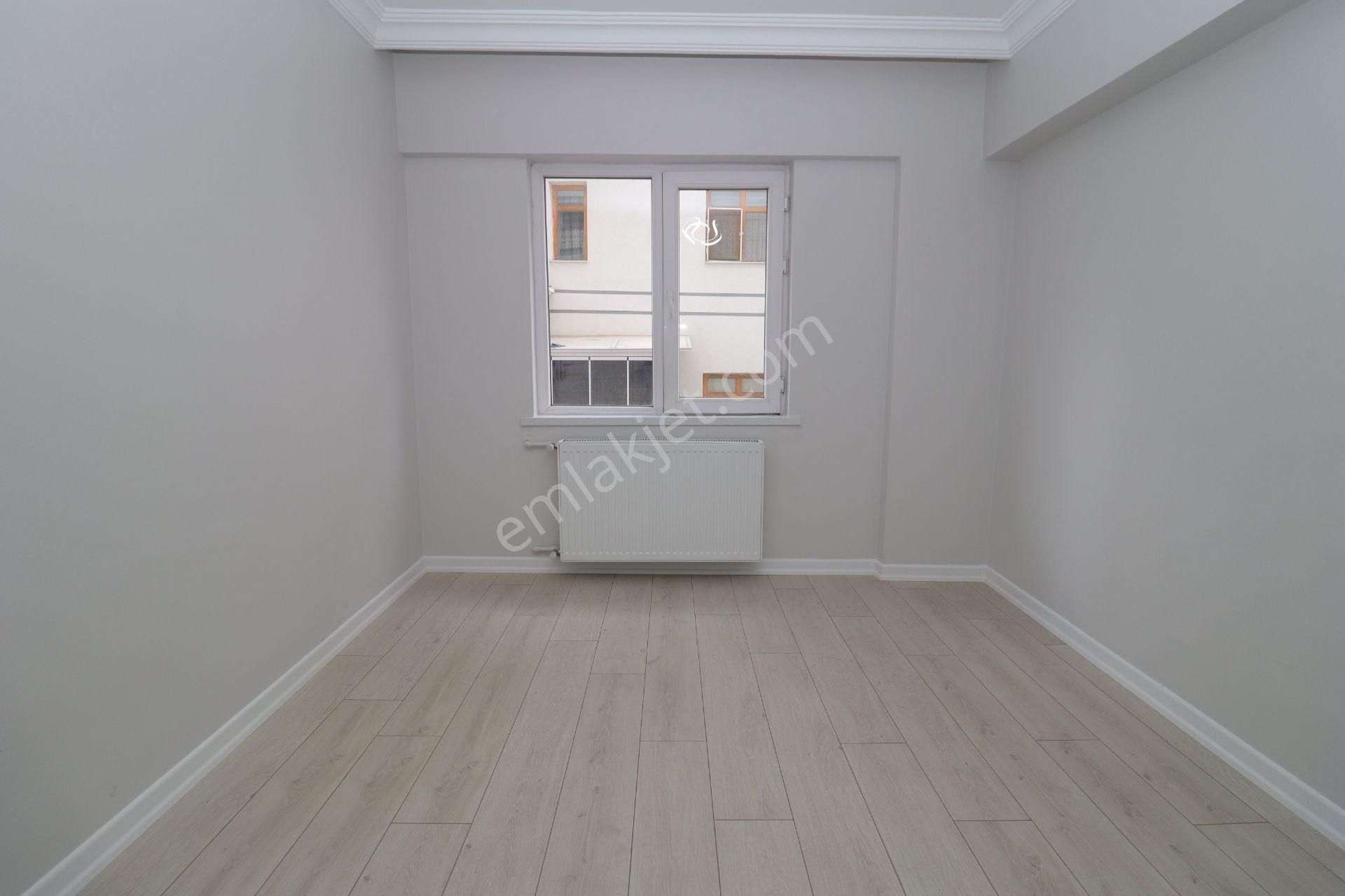 Akif'ten Etimesgut Süvari'de Ön Cephe 3+1 Ful Yapılı Satılık Daire - Görsel 12