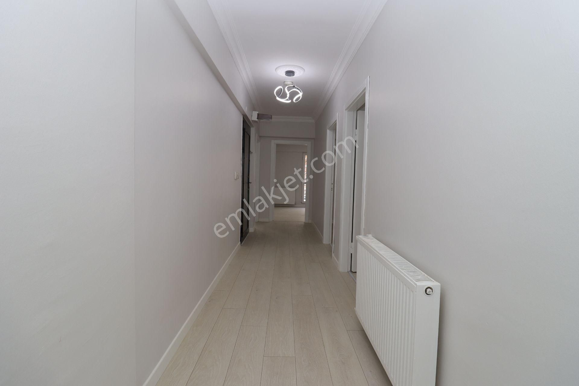 Akif'ten Etimesgut Süvari'de Ön Cephe 3+1 Ful Yapılı Satılık Daire - Görsel 15