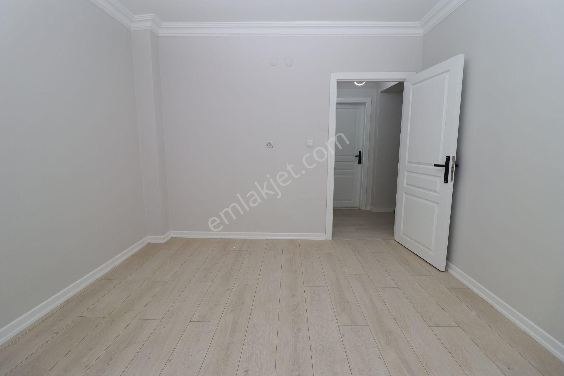 Akif'ten Etimesgut Süvari'de Ön Cephe 3+1 Ful Yapılı Satılık Daire - Görsel 17