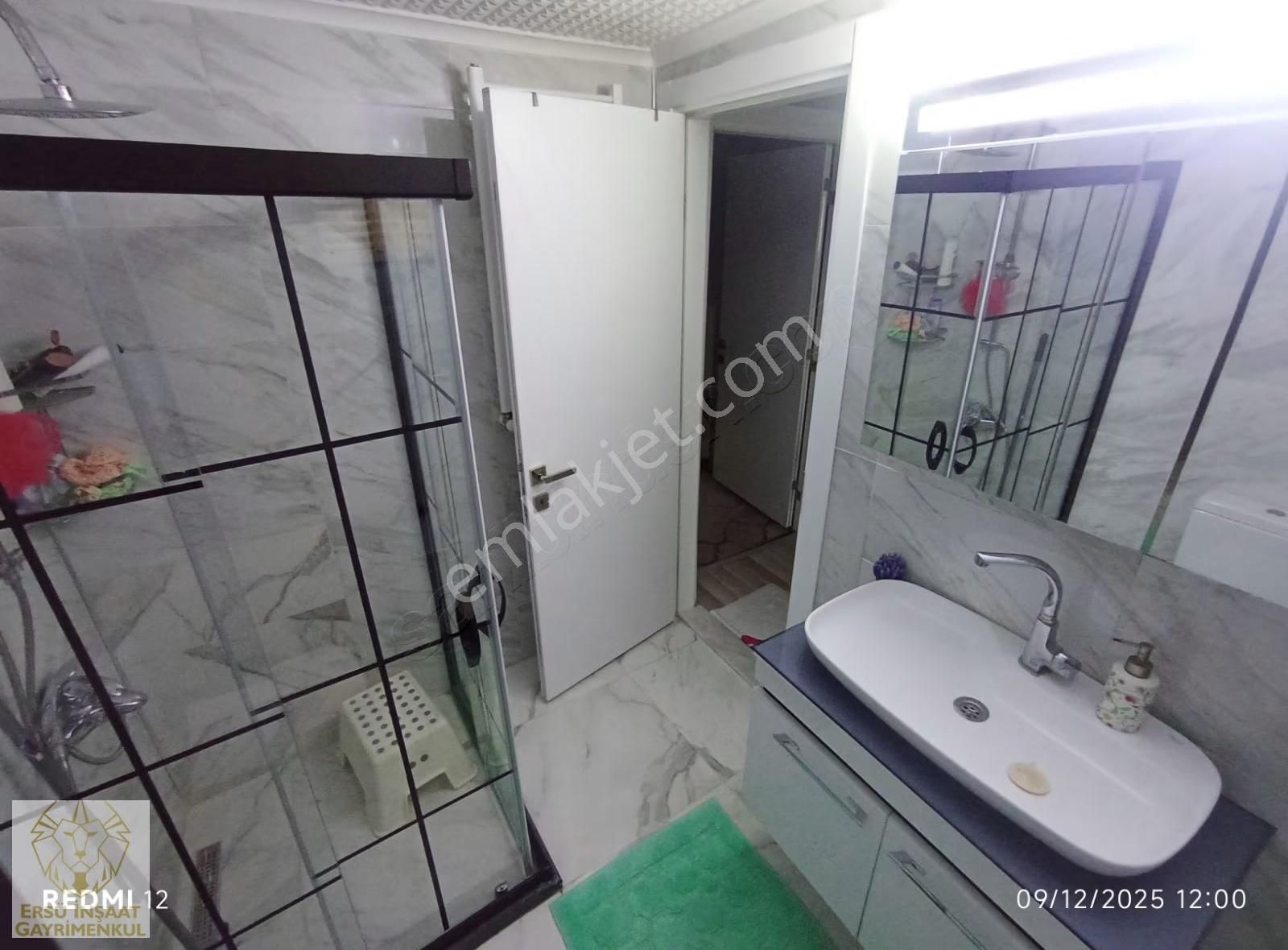 Ersü'den Ordu Caddesi Yakını Bakımlı Doğalgazlı 2+1 Daire - Görsel 22