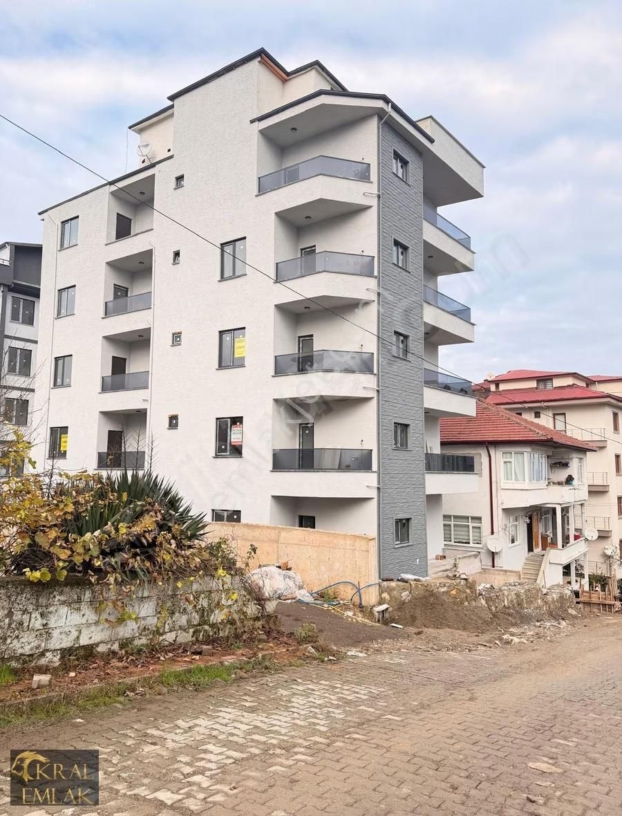 Çuhallı Çarşısında Sıfır Full Deniz Manzaralı 1+1 Satılık Daire