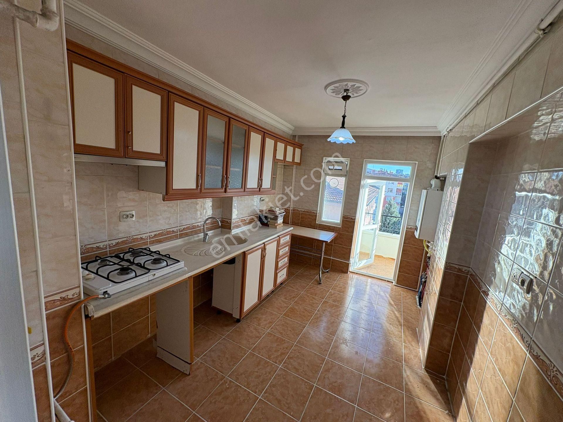 Ty Yılmaz'dan Merkezi Konumda Kilerli Cam Balkonlu Asansörlü - Görsel 7