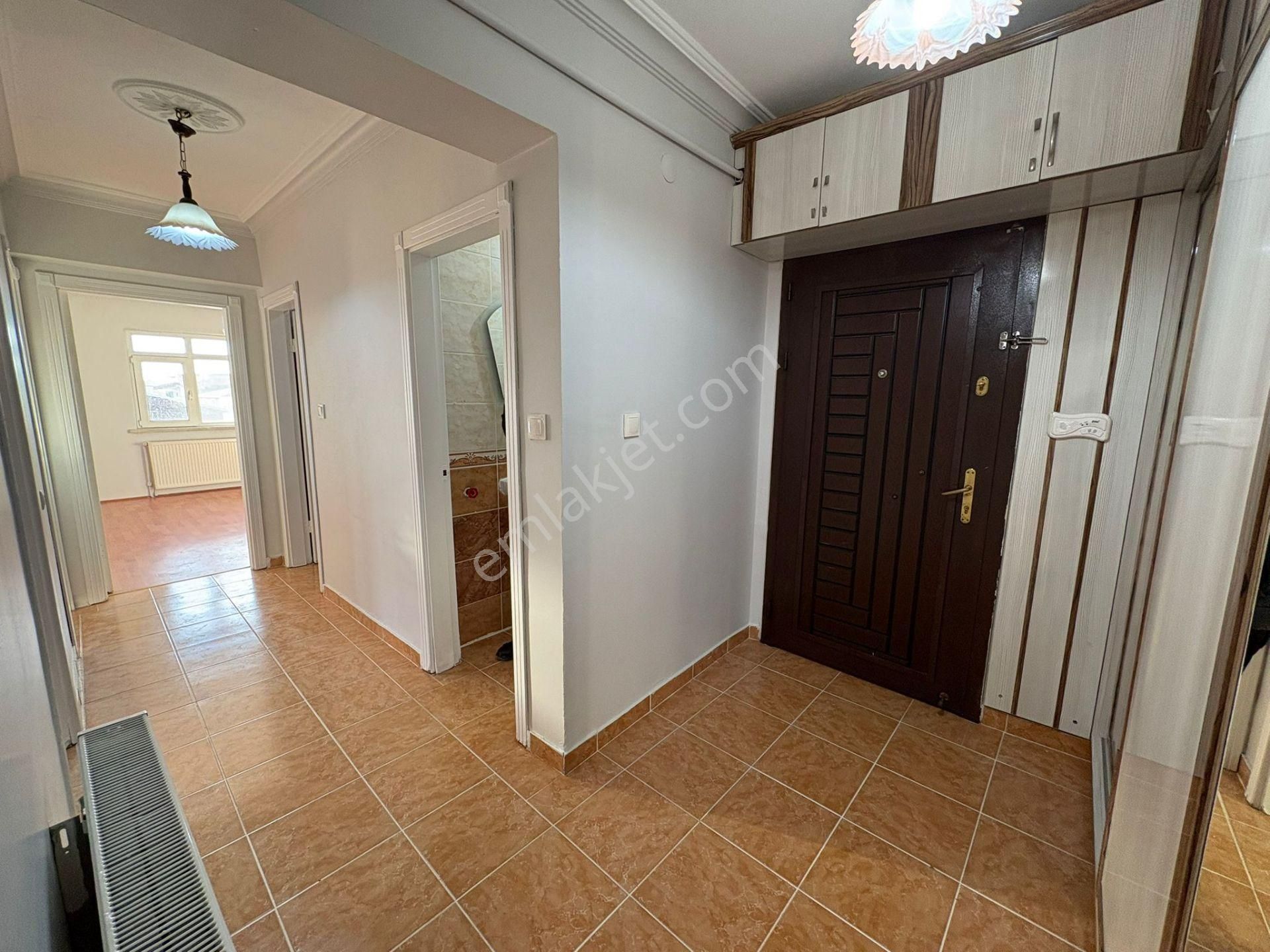 Ty Yılmaz'dan Merkezi Konumda Kilerli Cam Balkonlu Asansörlü - Görsel 25