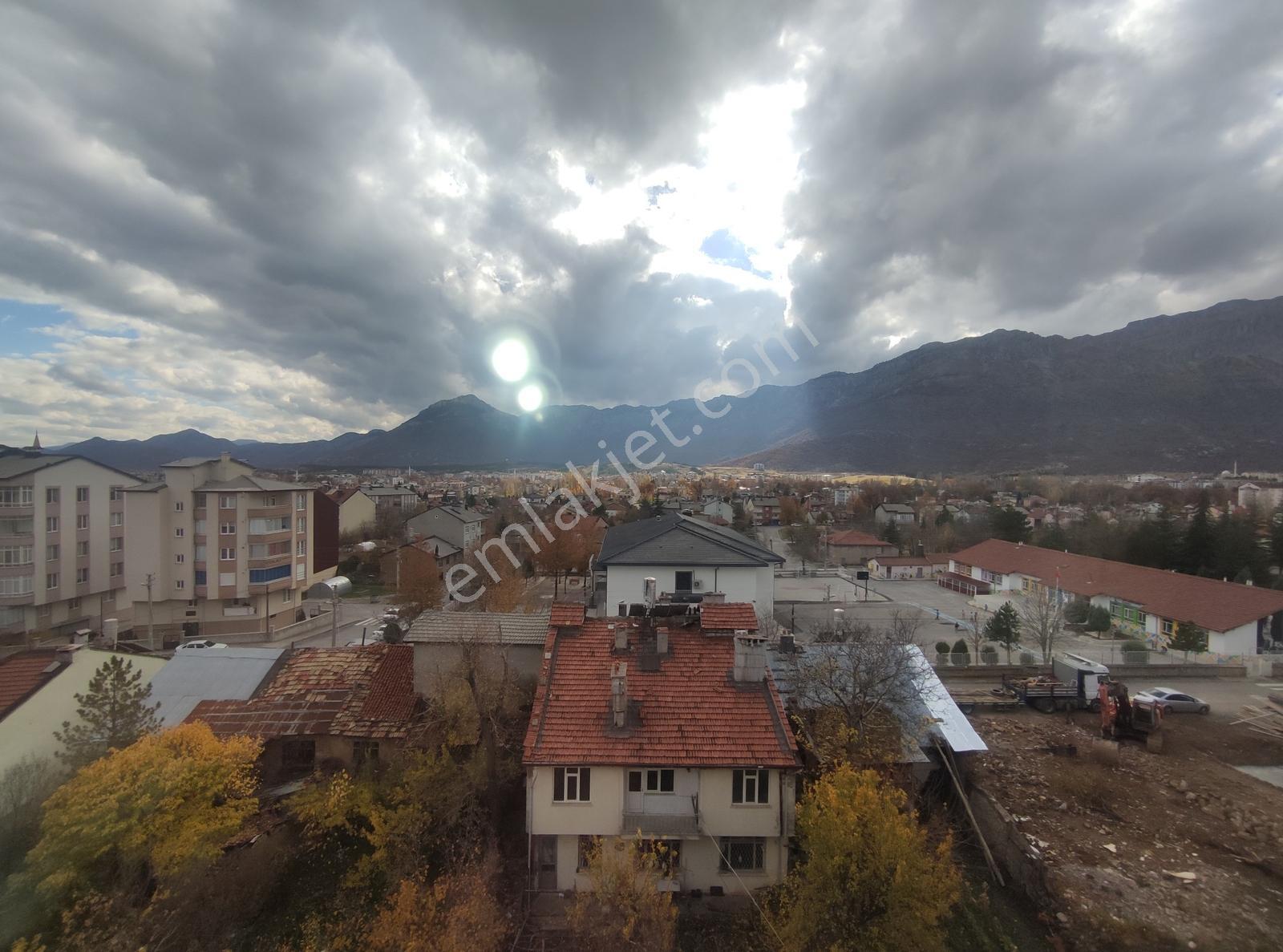 Özpınar ,dan Eski Cezaevi Karşısı Güney-kuzey 5.kat 2+1 120 M2 - Görsel 9