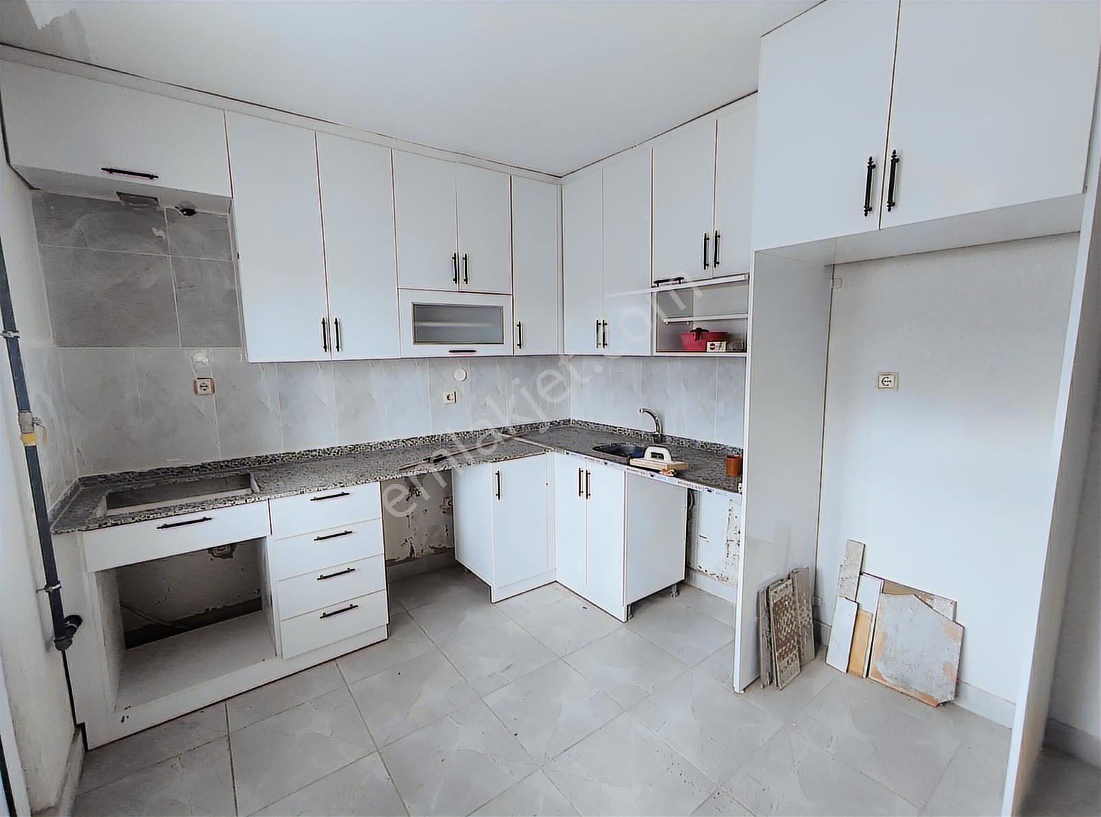 Özpınar ,dan Eski Cezaevi Karşısı Güney-kuzey 5.kat 2+1 120 M2 - Görsel 19
