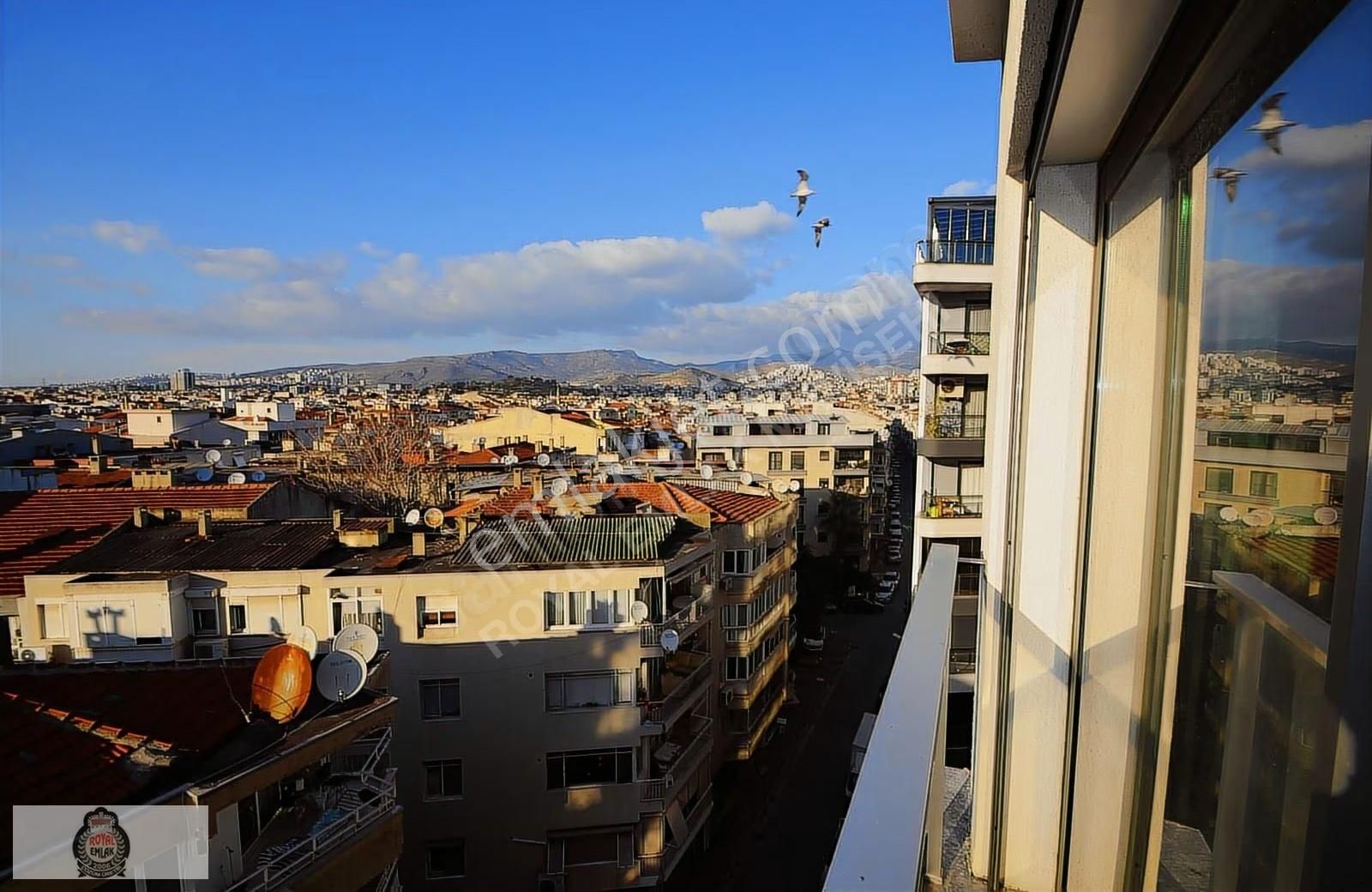 Karşıyaka Merkezde Otoparklı Yeni Binada Eşyalı 2+1 Daire - Görsel 17