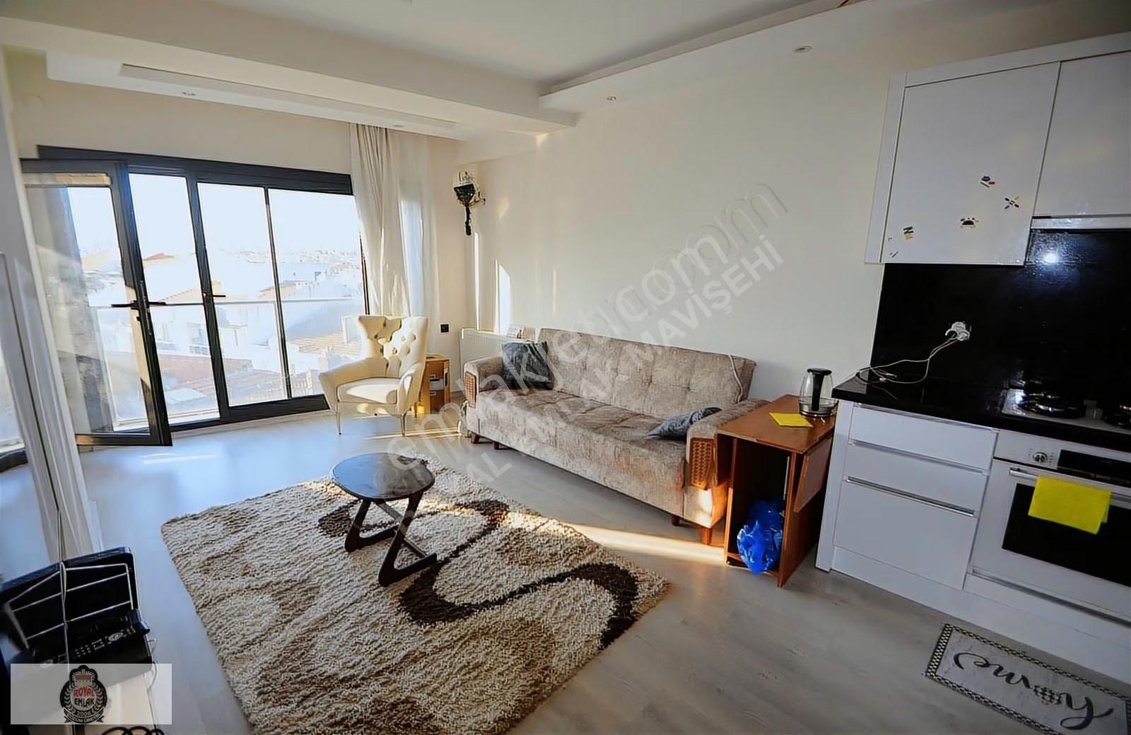 Karşıyaka Merkezde Otoparklı Yeni Binada Eşyalı 2+1 Daire - Görsel 14