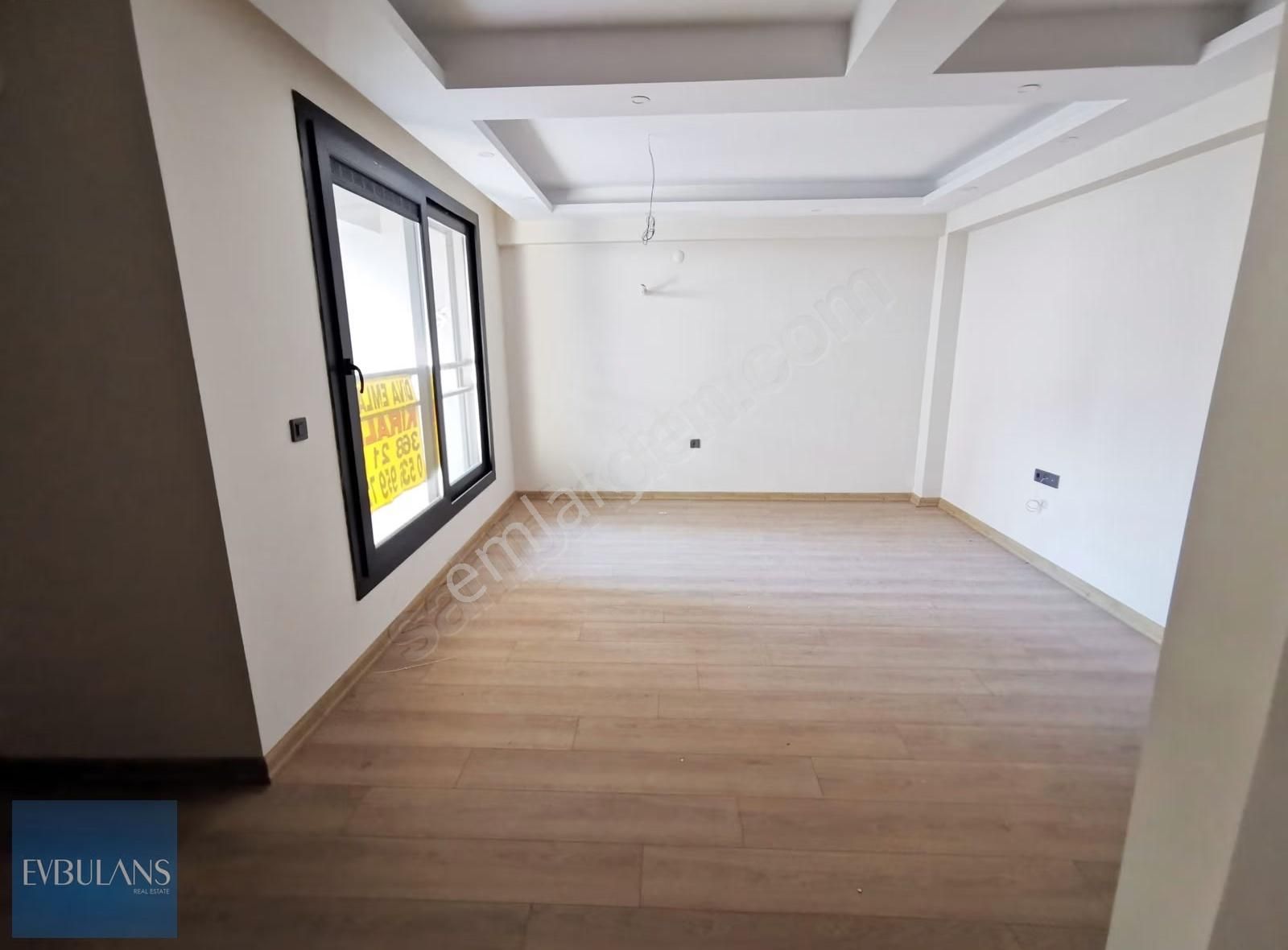 Girne Caddesi Yanı Sahile Yürüme Mesafende Geniş 1+1 - Görsel 7