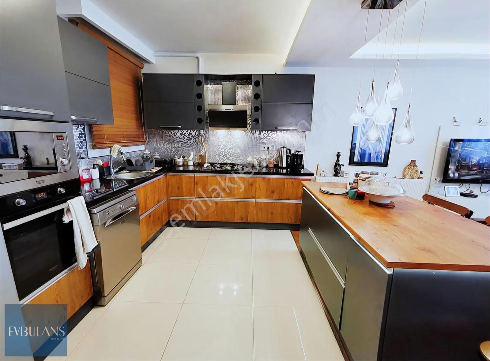 Karşıyaka Yalı Sahile 2. Bina Lüx Tadilatlı Ara Kat 3+1 Daire - Görsel 10