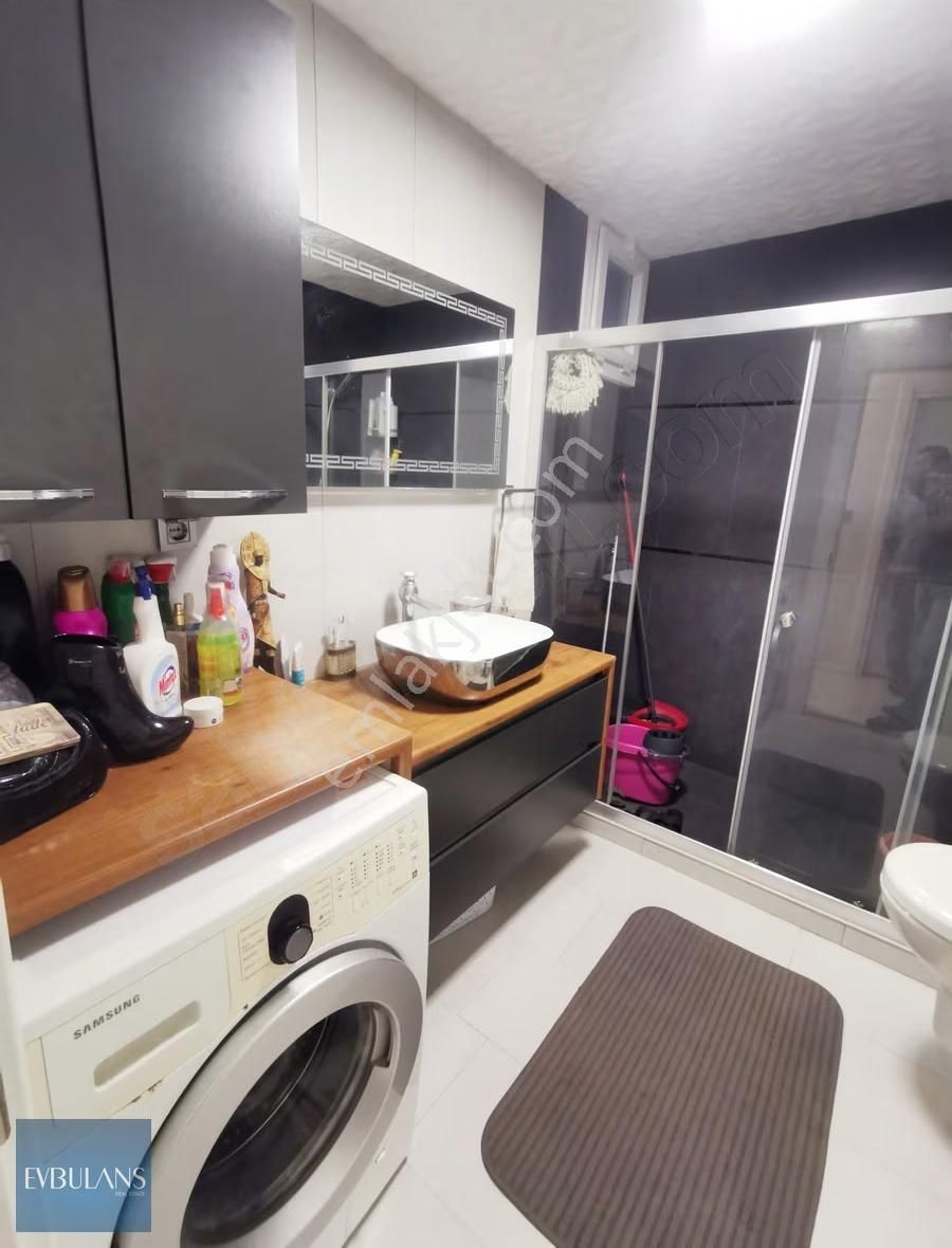 Karşıyaka Yalı Sahile 2. Bina Lüx Tadilatlı Ara Kat 3+1 Daire - Görsel 2