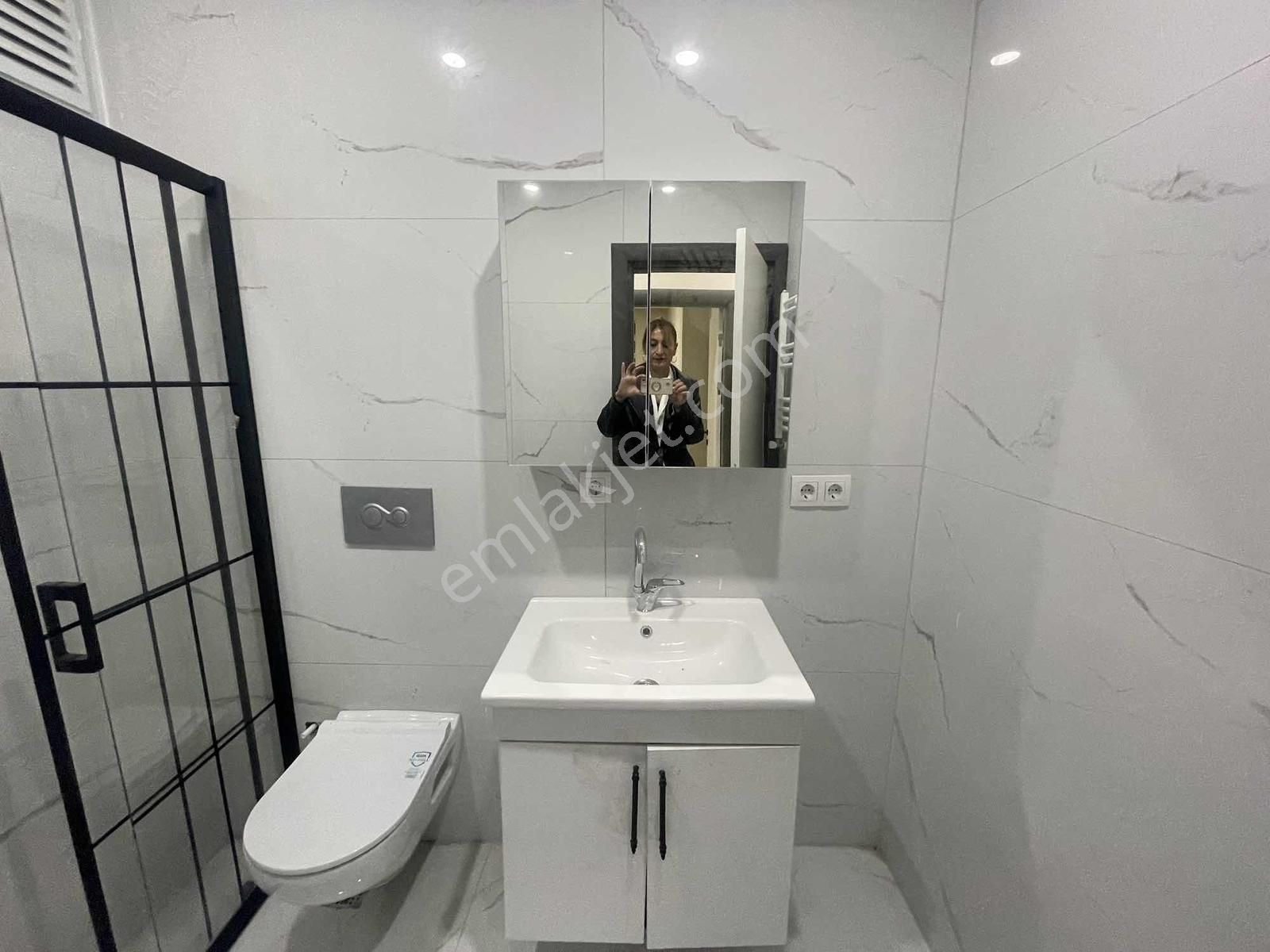 İstasyonda Cadde Üzeri 4+2 Çift Girişli Ferah Satılık Dubleks - Görsel 25