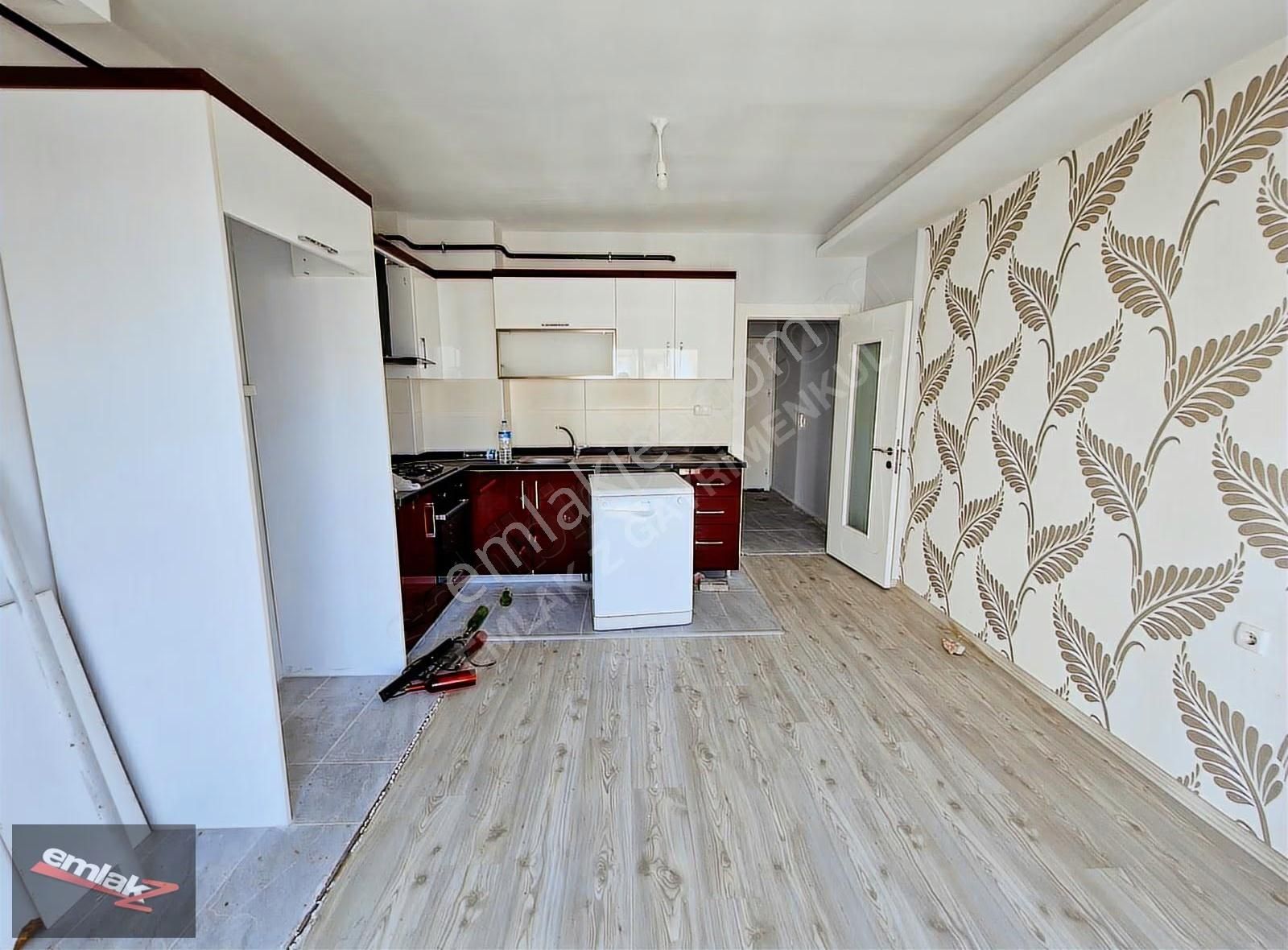 Emlak Z 'den 乂 Üniversite Cad. 乂 Doğalgaz 乂2+1 Kiralık Daire - Görsel 26