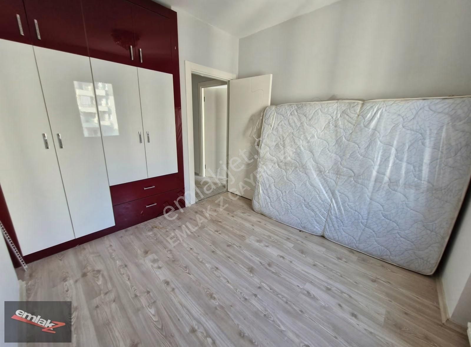 Emlak Z 'den 乂 Üniversite Cad. 乂 Doğalgaz 乂2+1 Kiralık Daire - Görsel 23