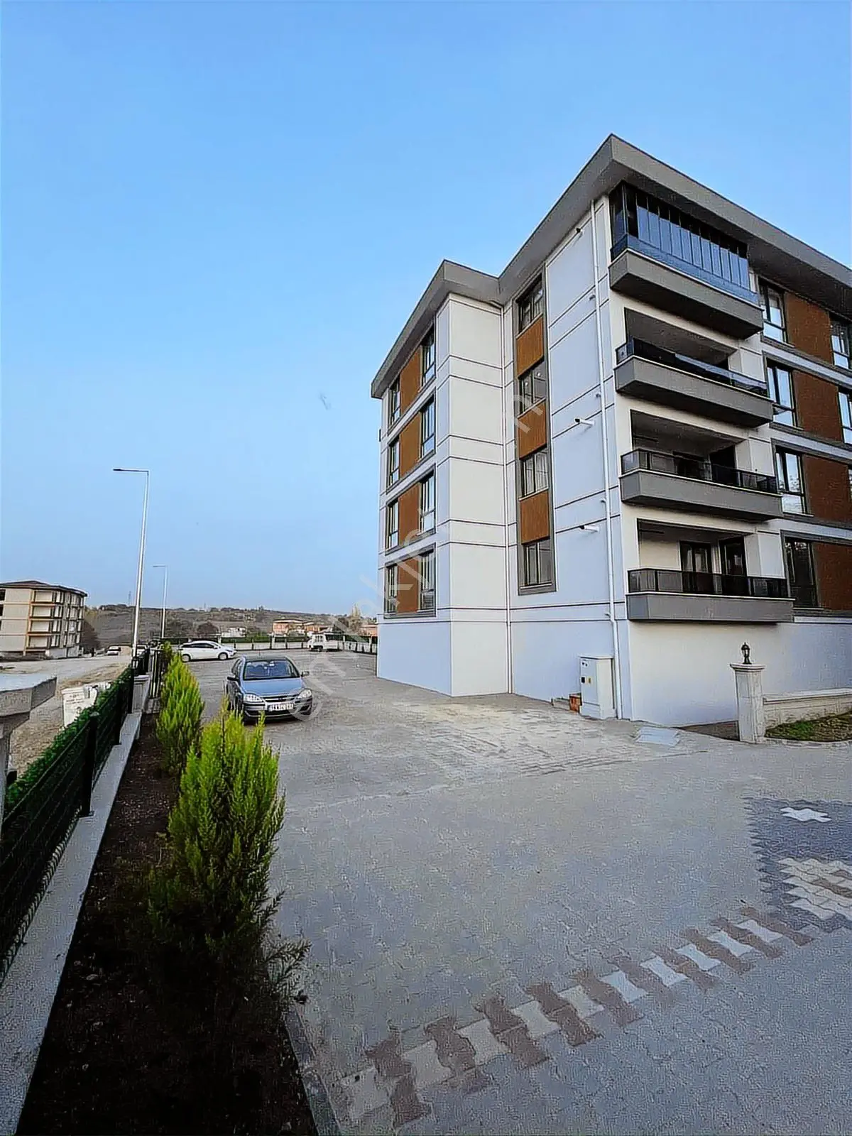 Satılık 2+1 Oturuma Hazır Daire