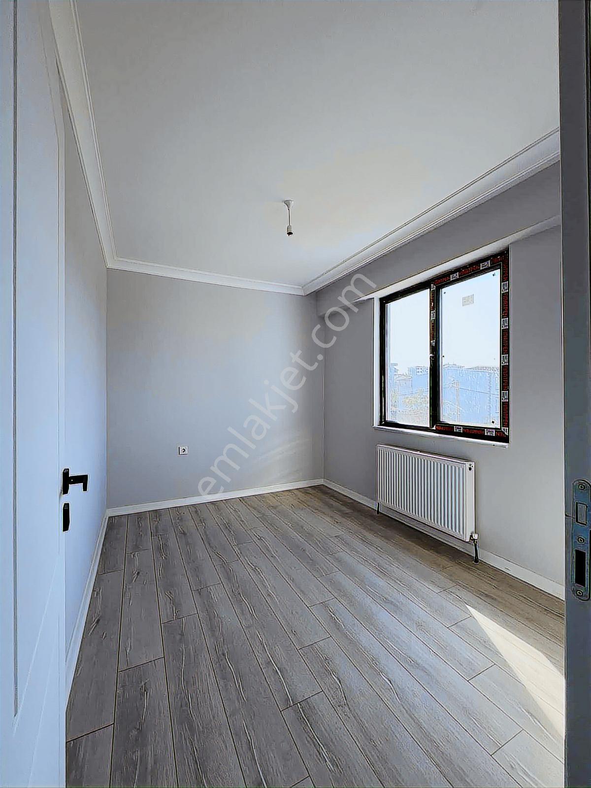 Satılık 2+1 Oturuma Hazır Daire - Görsel 8