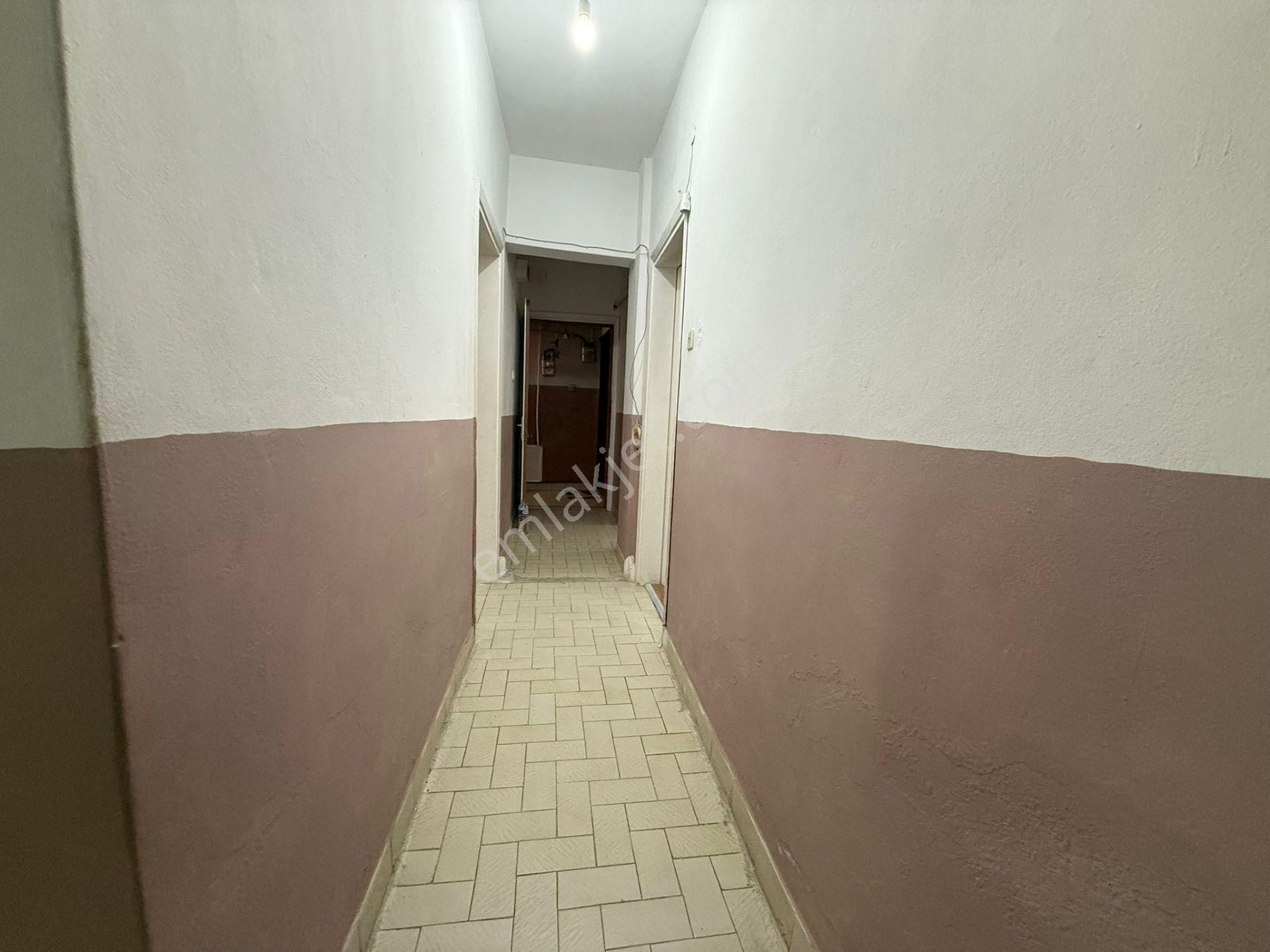 Güven Emlak Tan Metrobüse 5 Dk 1+1 Bekar Ve Ögrenciye Uygun Daire - Görsel 9