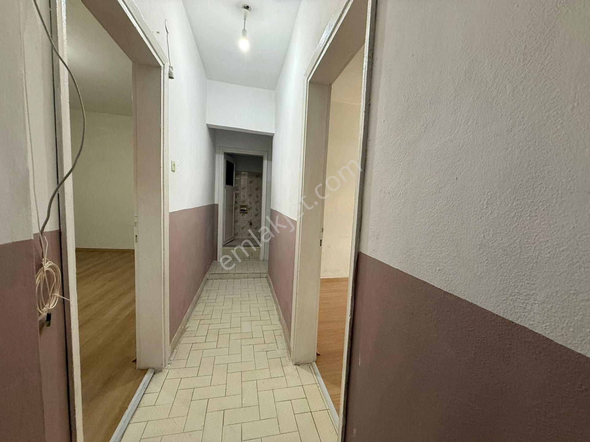 Güven Emlak Tan Metrobüse 5 Dk 1+1 Bekar Ve Ögrenciye Uygun Daire - Görsel 10