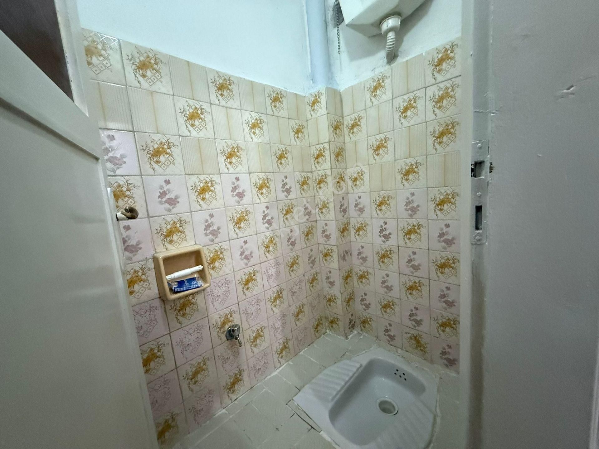 Güven Emlak Tan Metrobüse 5 Dk 1+1 Bekar Ve Ögrenciye Uygun Daire - Görsel 7