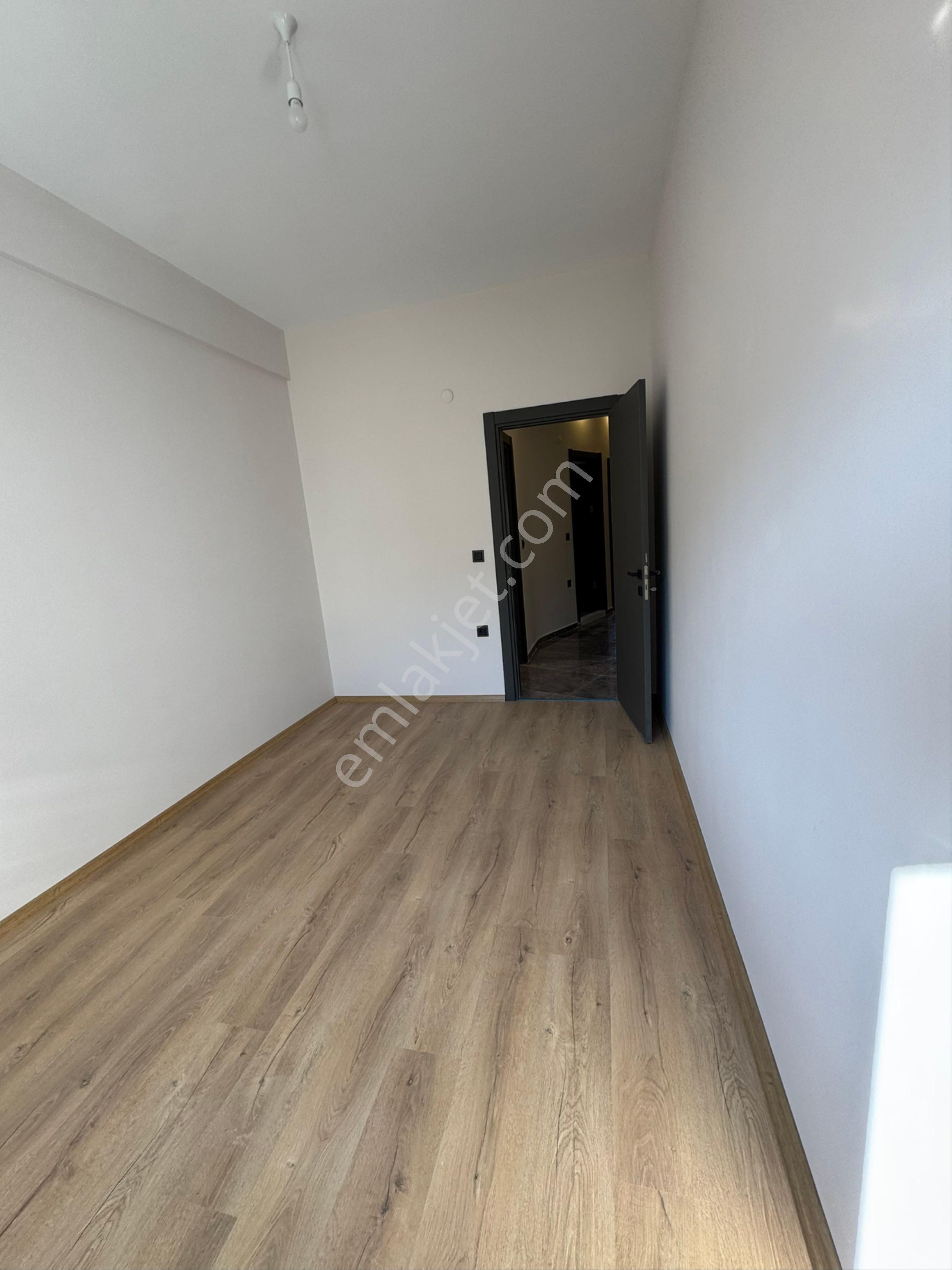 Kuşadası Güzelçamlı Merkezde Sıfır Yapım Ara Kat 2+1 Daire - Görsel 35