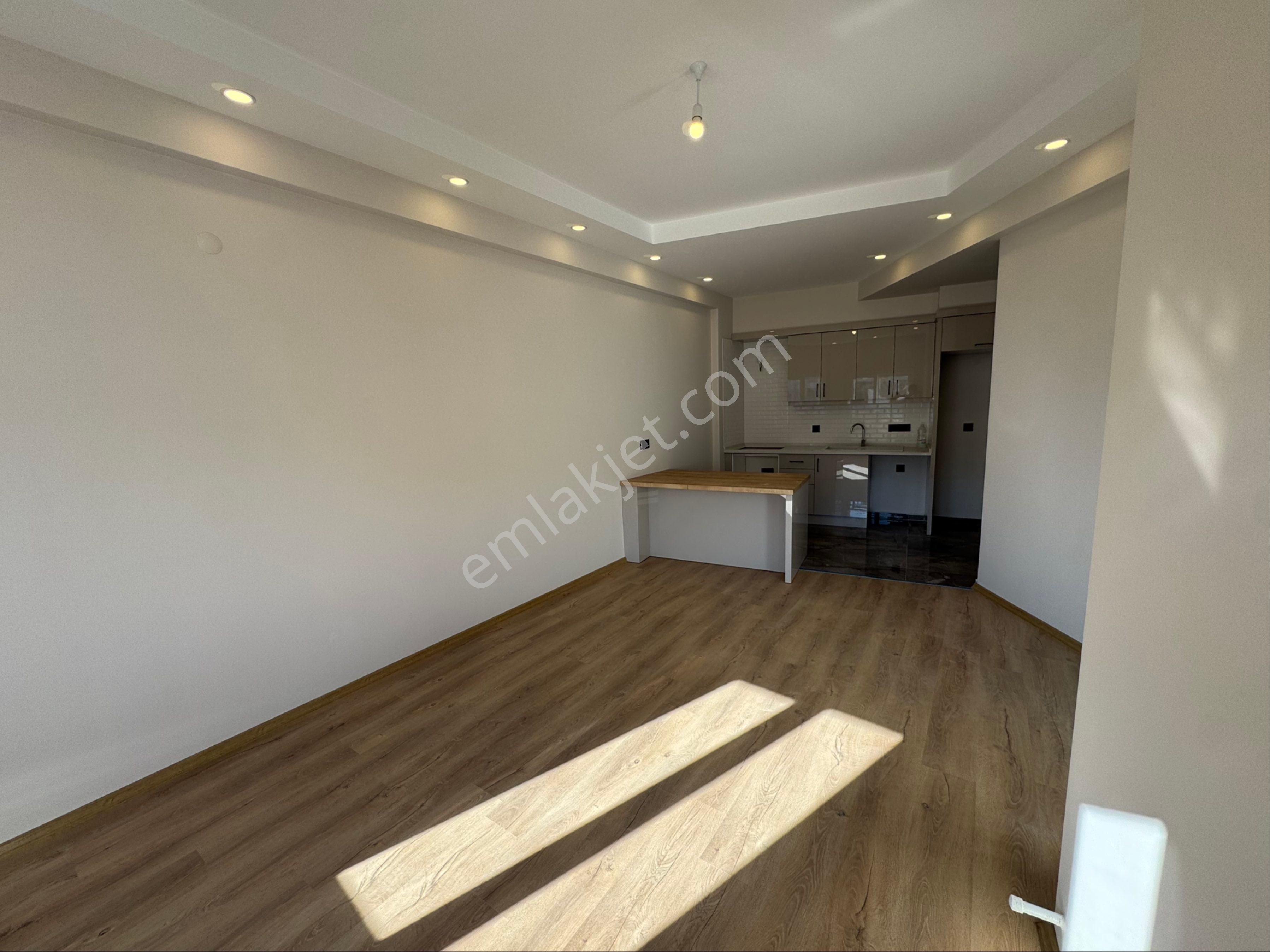 Kuşadası Güzelçamlı Merkezde Sıfır Yapım Ara Kat 2+1 Daire - Görsel 29