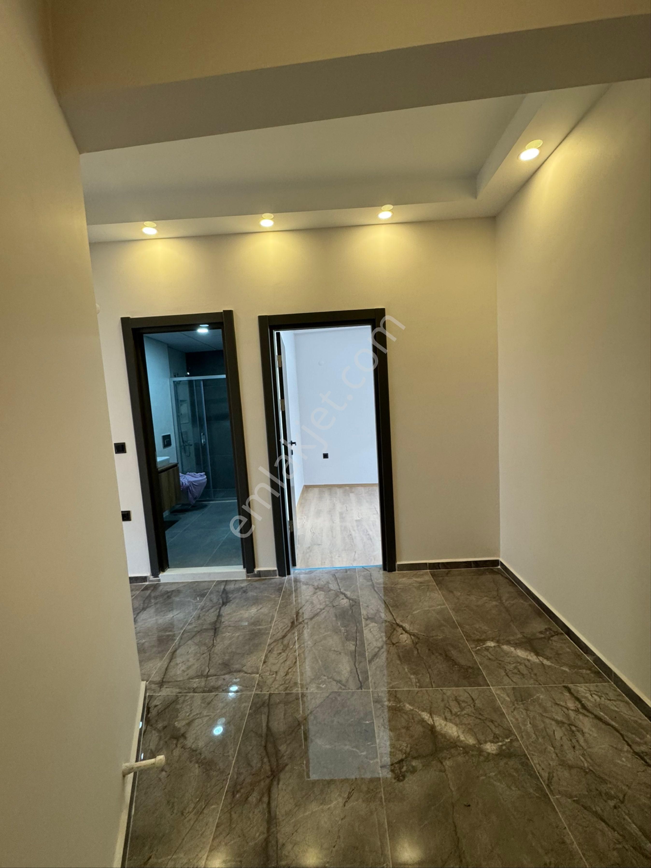 Kuşadası Güzelçamlı Merkezde Sıfır Yapım Ara Kat 2+1 Daire - Görsel 3