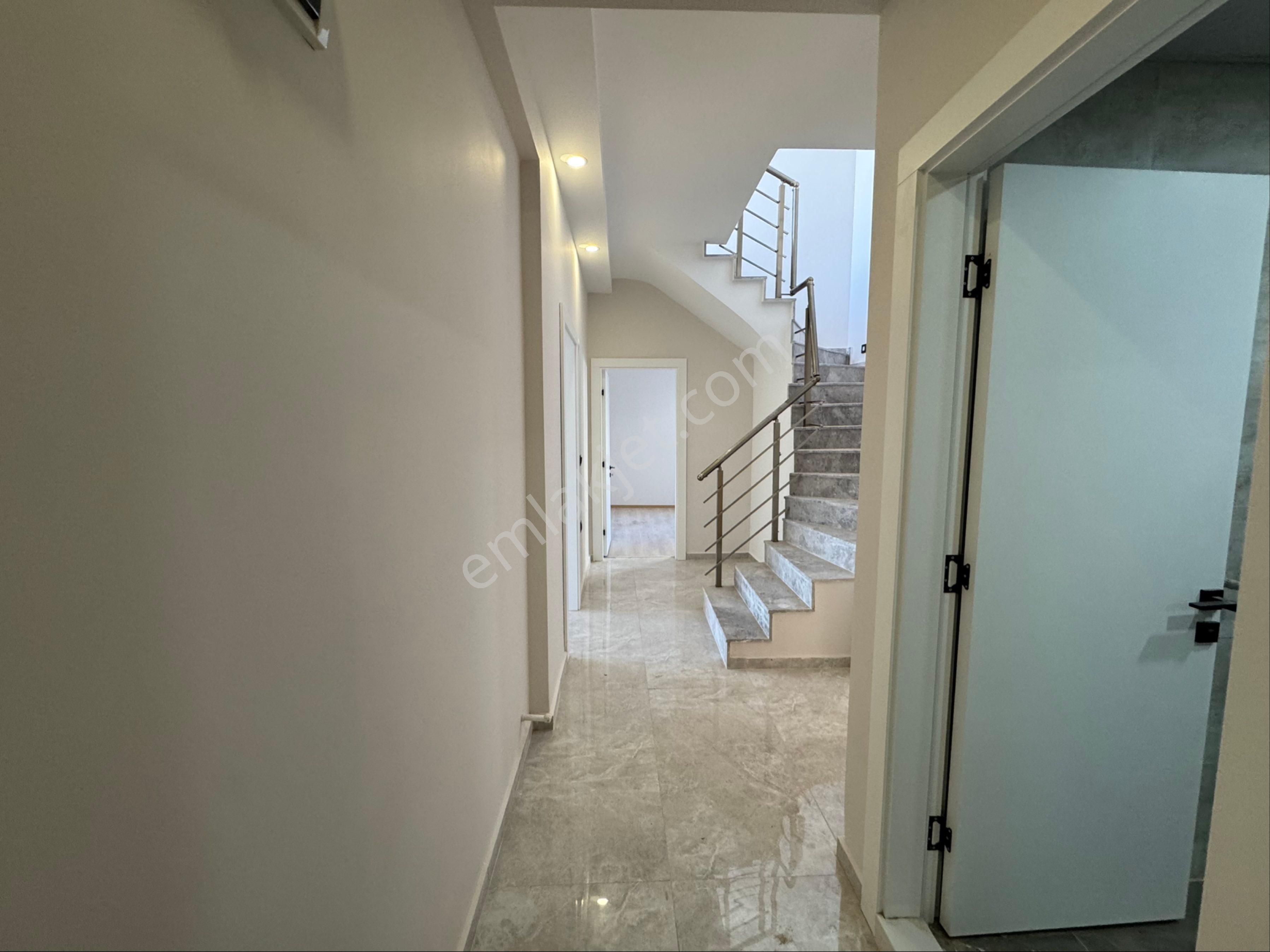 Kuşadası Güzelçamlı Merkezde Sıfır Yapım Ara Kat 2+1 Daire - Görsel 42