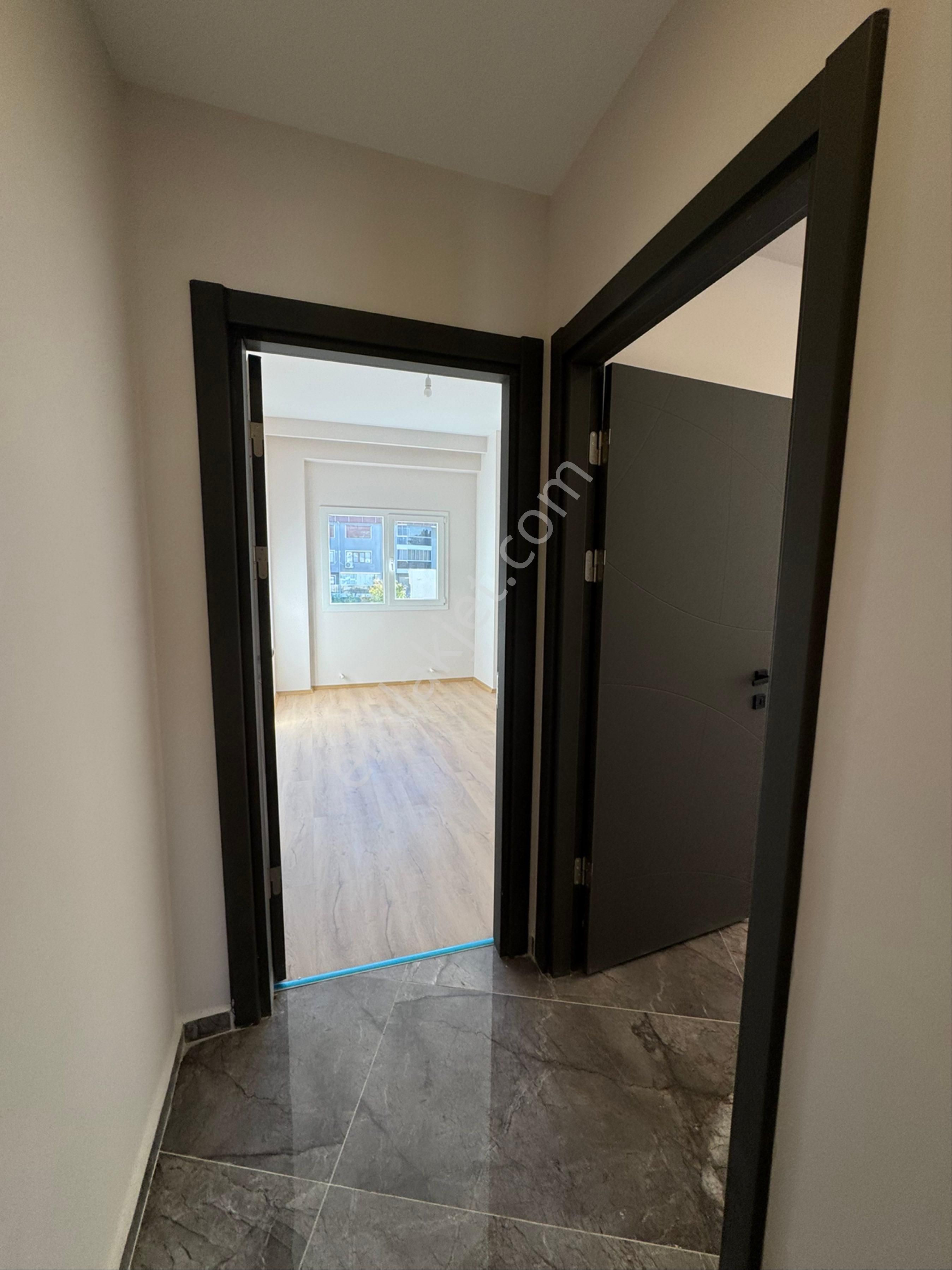 Kuşadası Güzelçamlı Merkezde Sıfır Yapım Ara Kat 2+1 Daire - Görsel 14