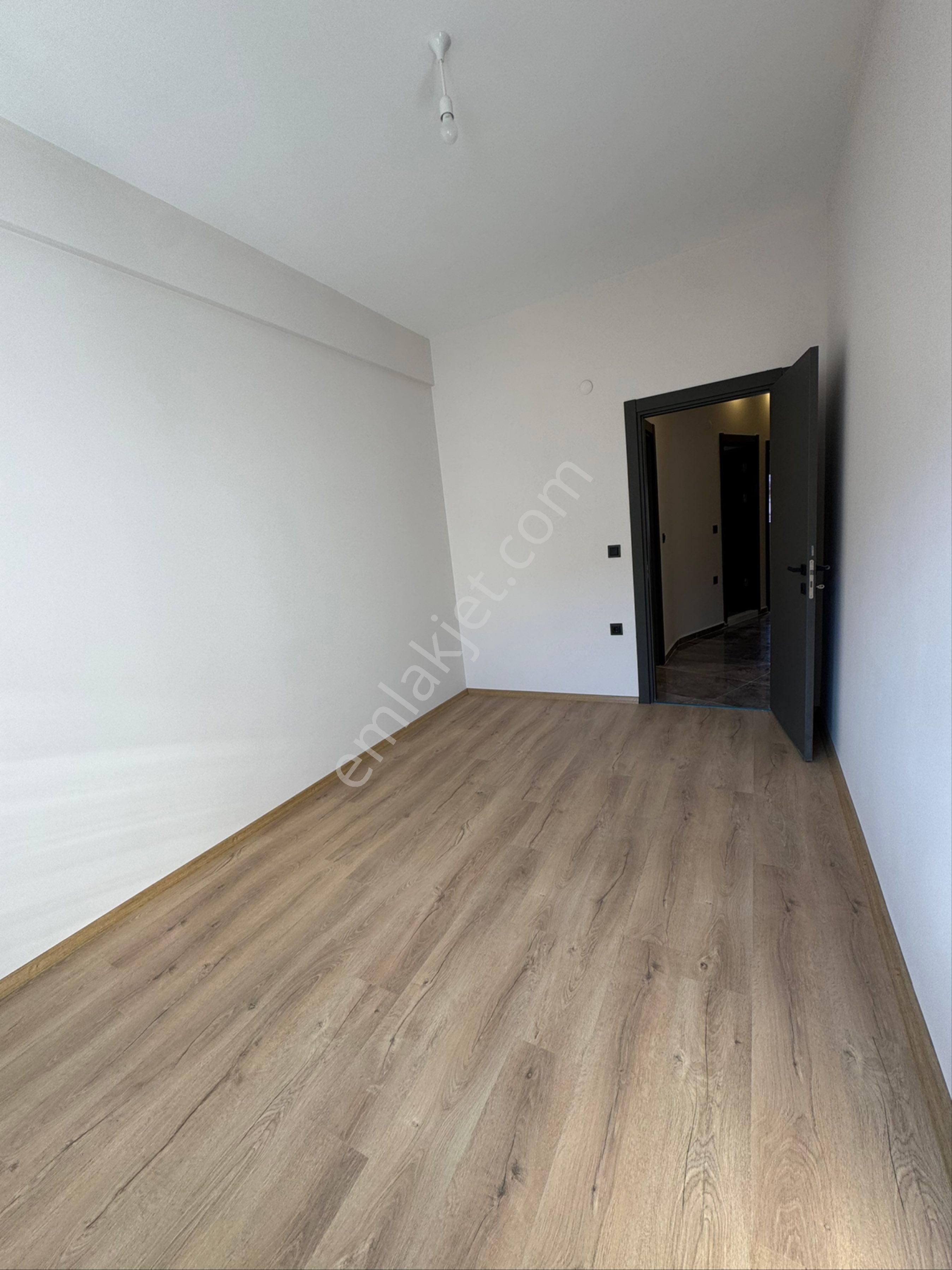 Kuşadası Güzelçamlı Merkezde Sıfır Yapım Ara Kat 2+1 Daire - Görsel 34