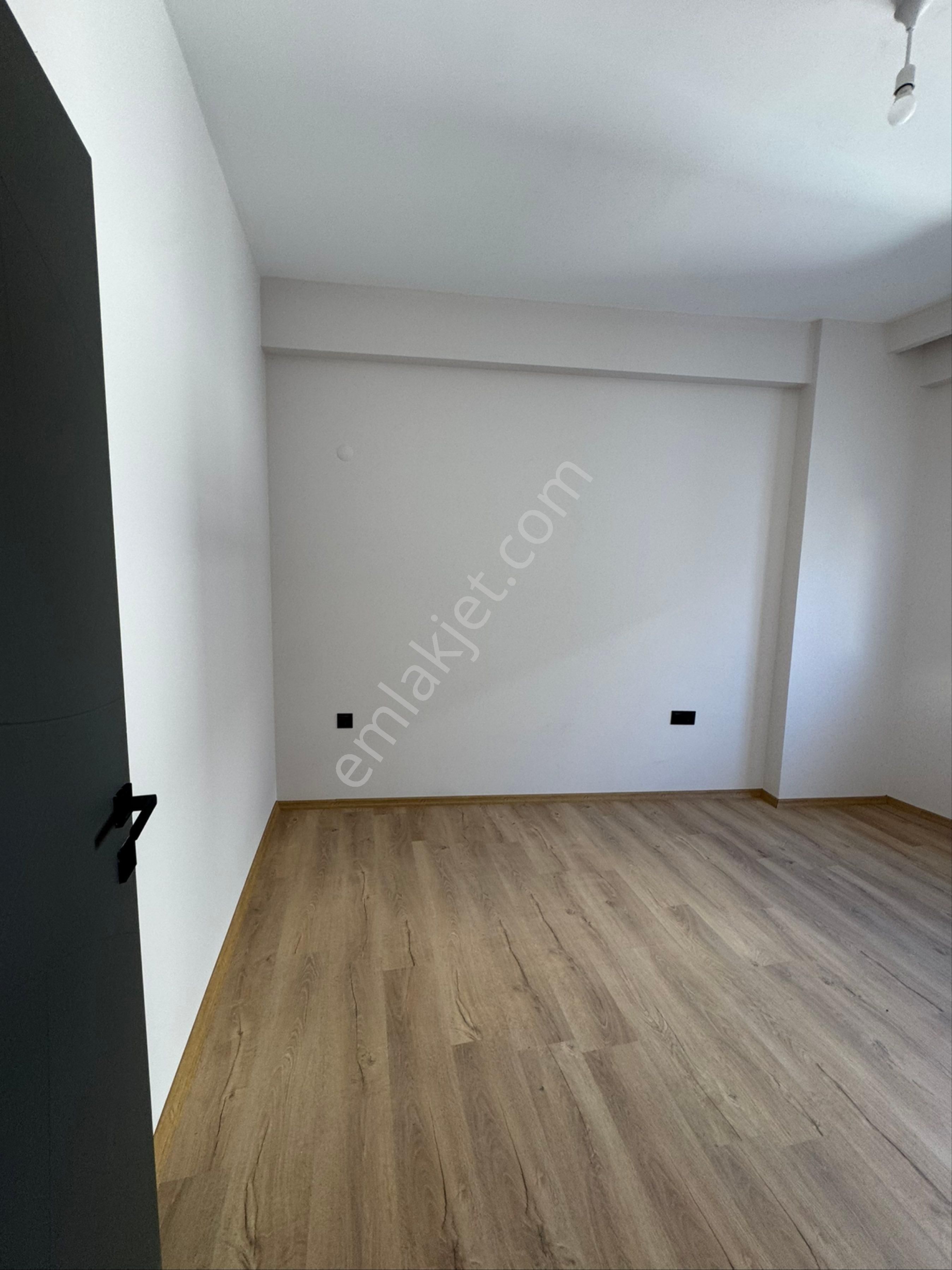 Kuşadası Güzelçamlı Merkezde Sıfır Yapım Ara Kat 2+1 Daire - Görsel 7